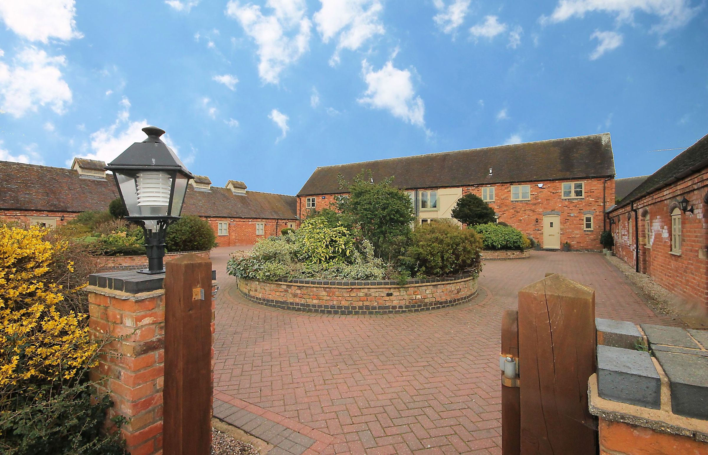 Coton Hall Farm Barns Coton Lane Tamworth B79  