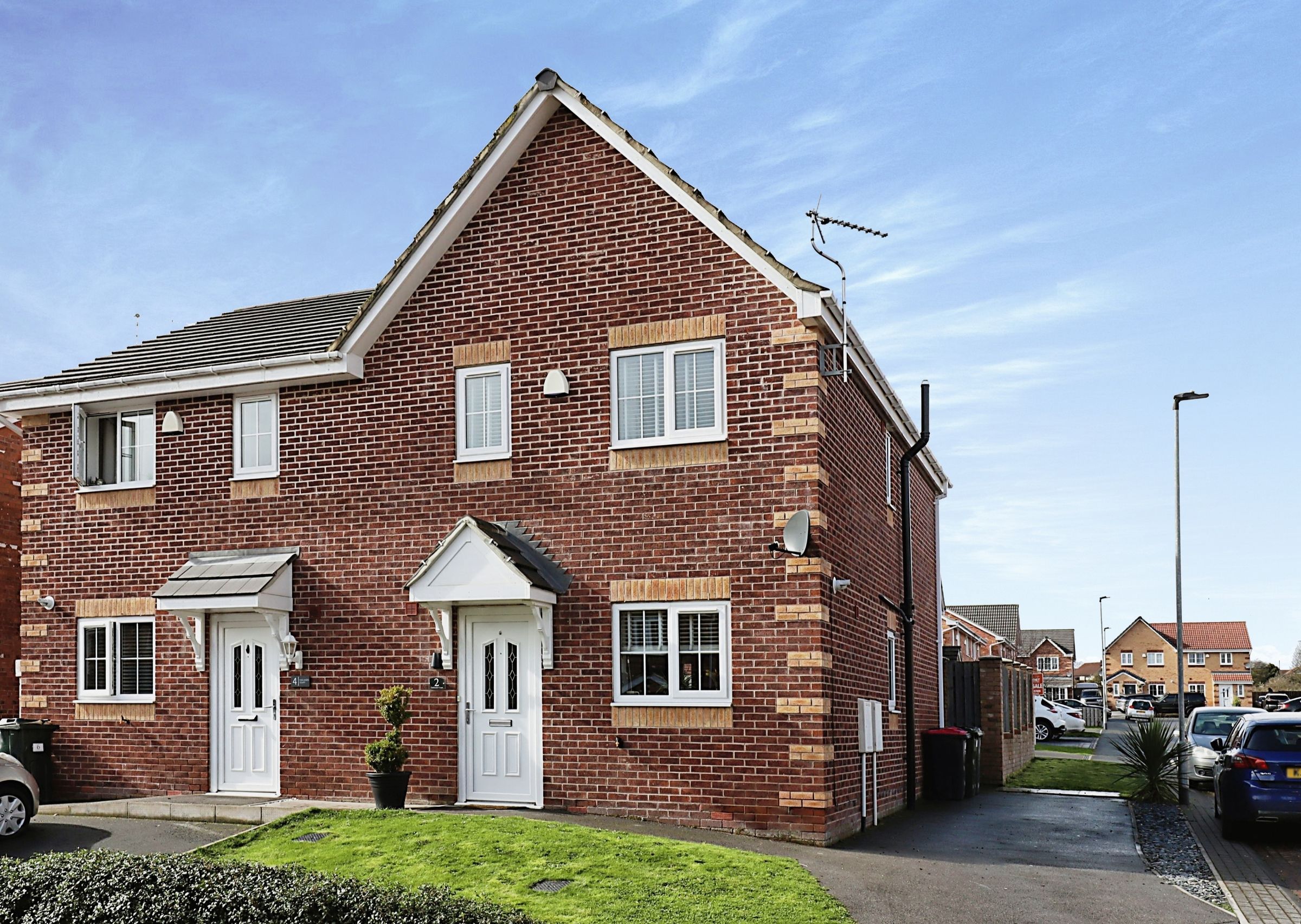 3 bed semidetached house for sale in Oaklands Court, Kiveton Park