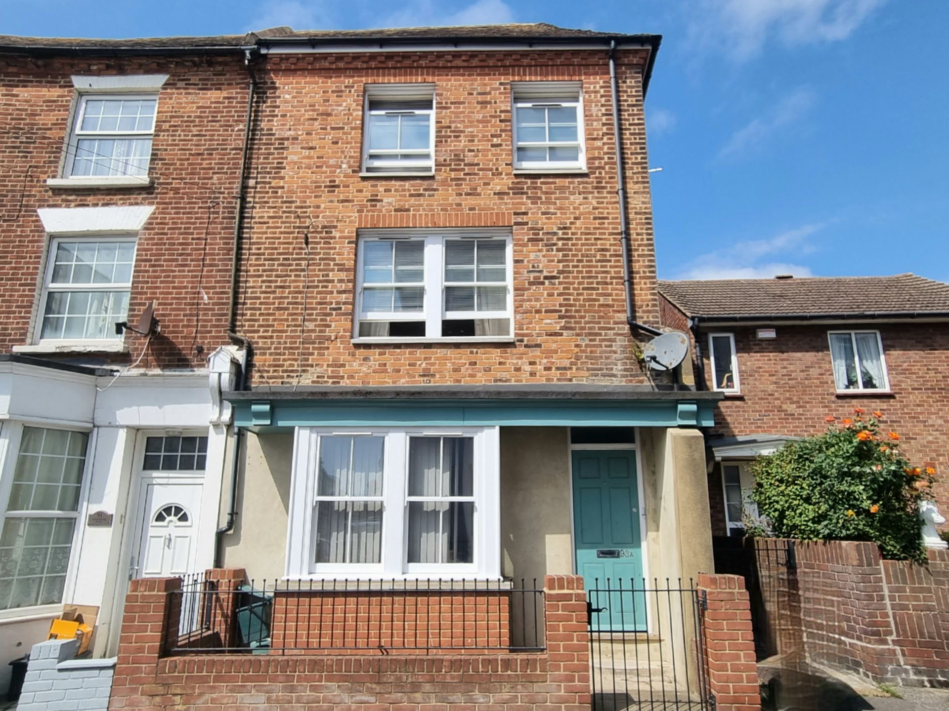 4 bed terraced house for sale in Harbour Way, Folkestone CT20 Zoopla
