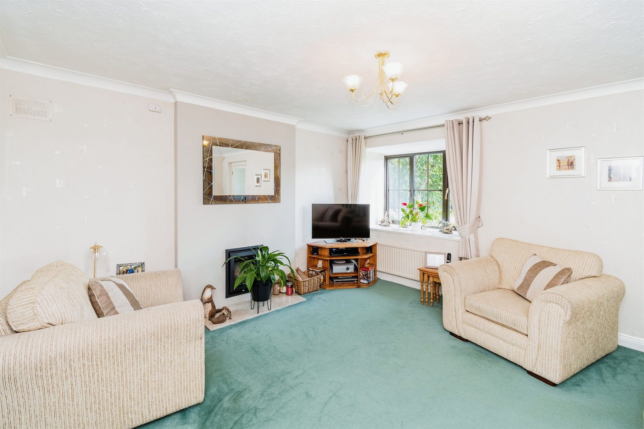 4 bed detached house for sale in Waterworks Road, Otterbourne