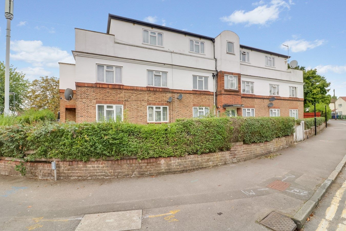 2 bed flat for sale in Buckingham Road, Edgware HA8 Zoopla
