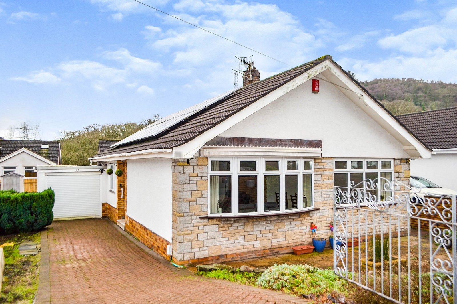 3 bed detached bungalow for sale in Pine Valley, Cwmavon, Port Talbot