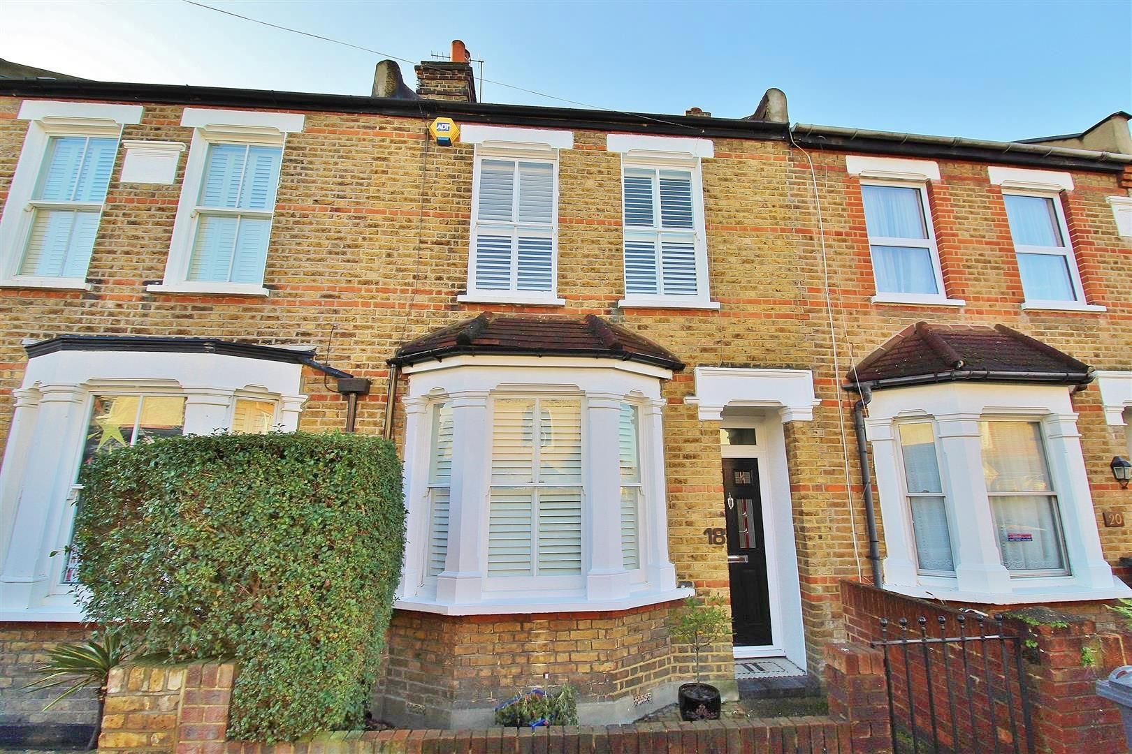 2 bed property for sale in Castle Road, Isleworth TW7 Zoopla