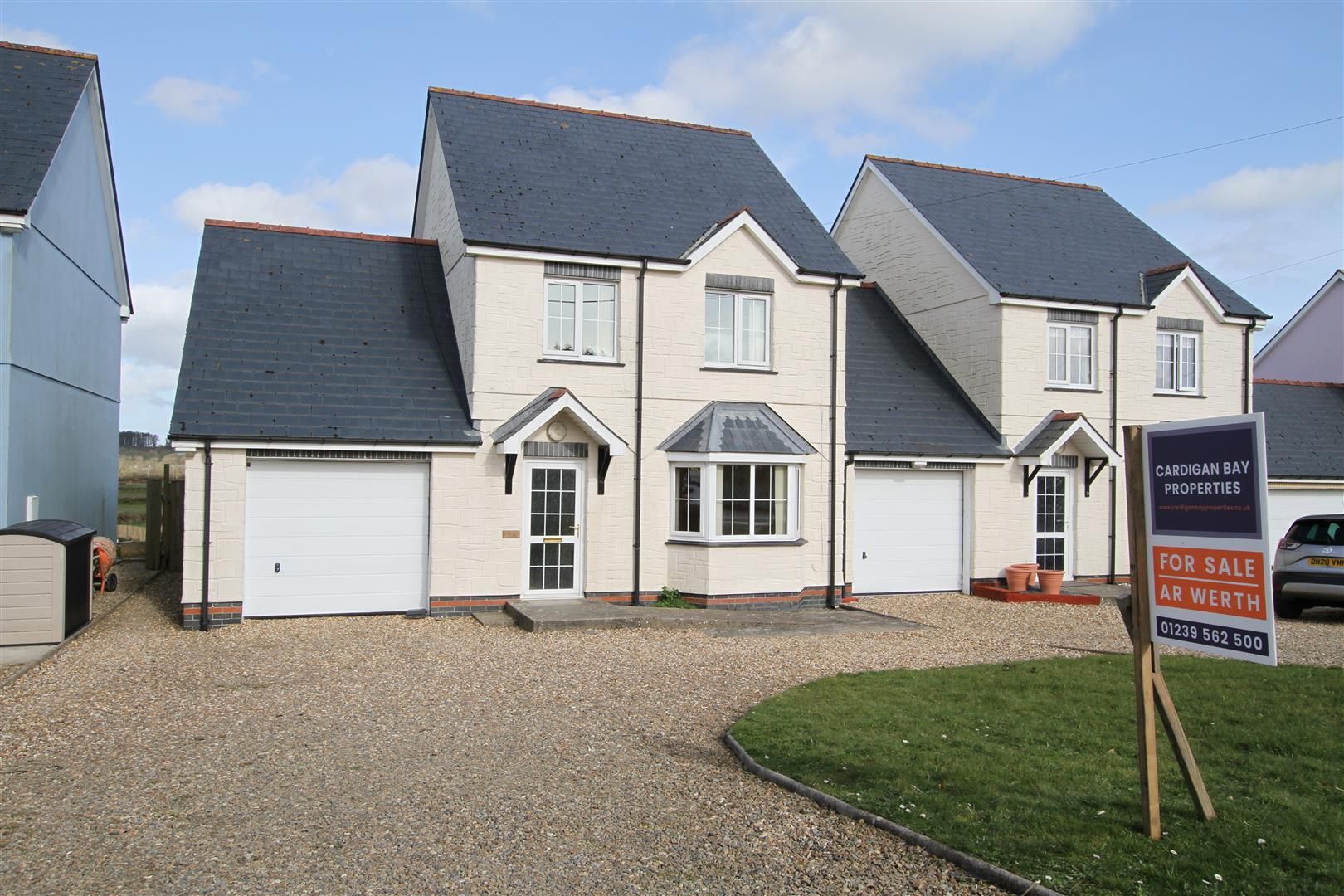 3 bed linkdetached house for sale in Bowls Road, Blaenporth, Cardigan