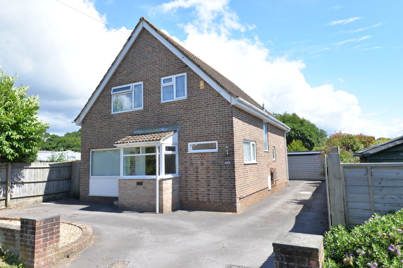 4 bed detached house for sale in Ashley Common Road, Ashley, New Milton