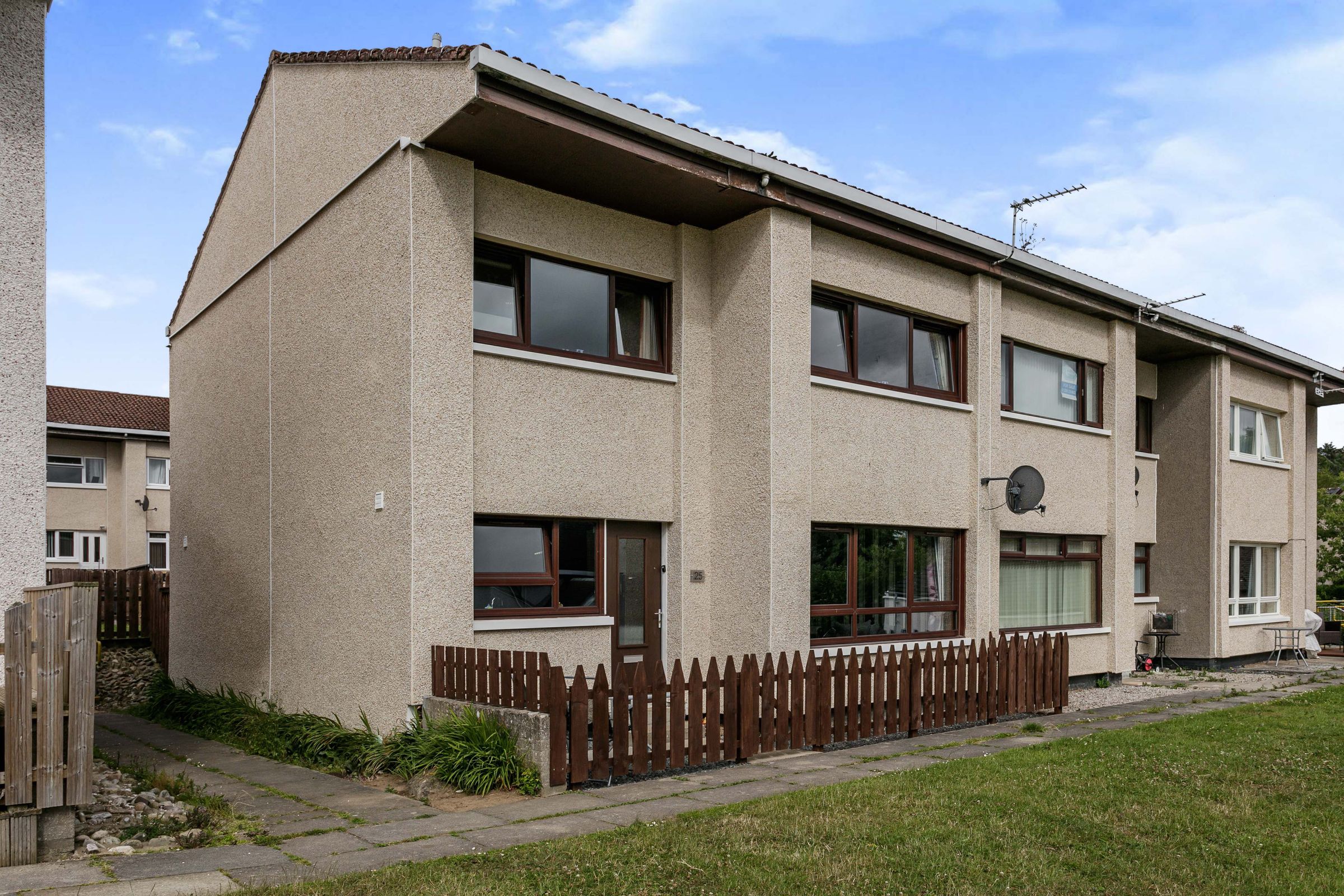3 bed end terrace house for sale in Esslemont Circle, Ellon AB41 Zoopla