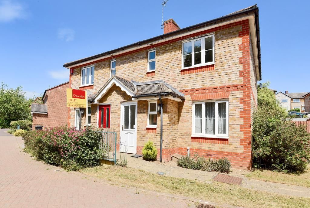 3 bed semidetached house to rent in Newbury, Rosemoor Gardens RG14