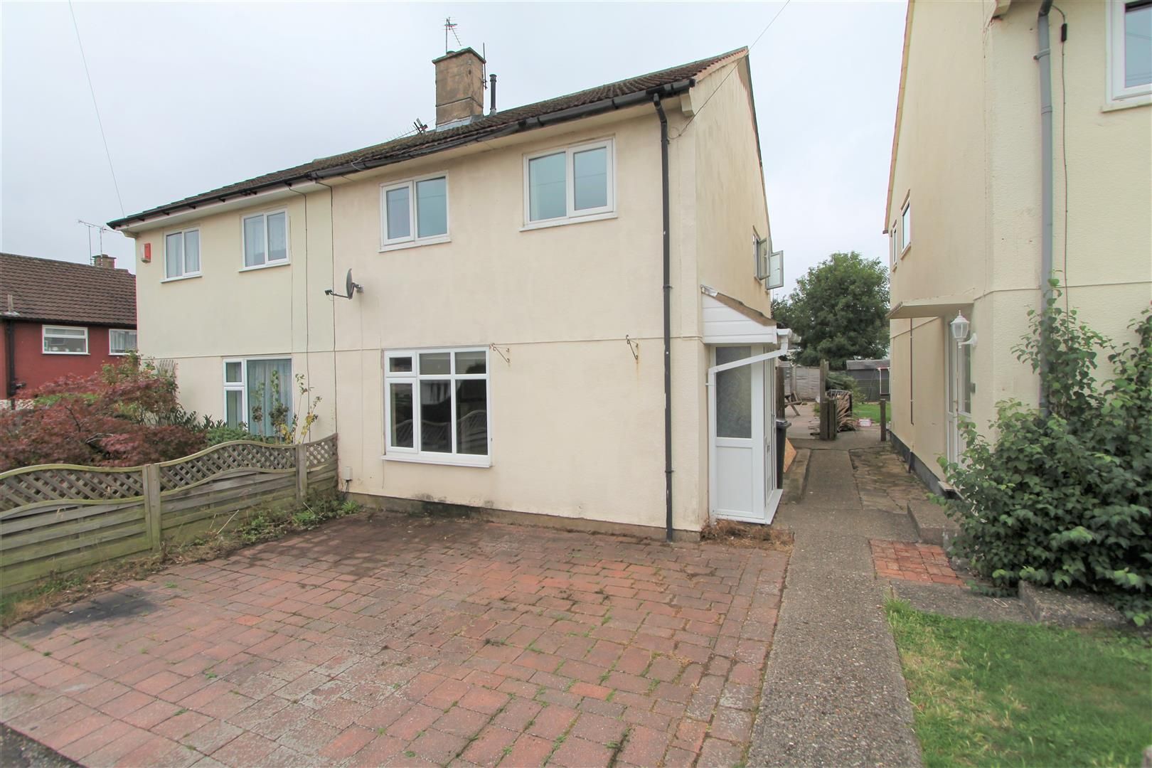 3 bed semidetached house for sale in Kirkwall Crescent, Thurnby Lodge