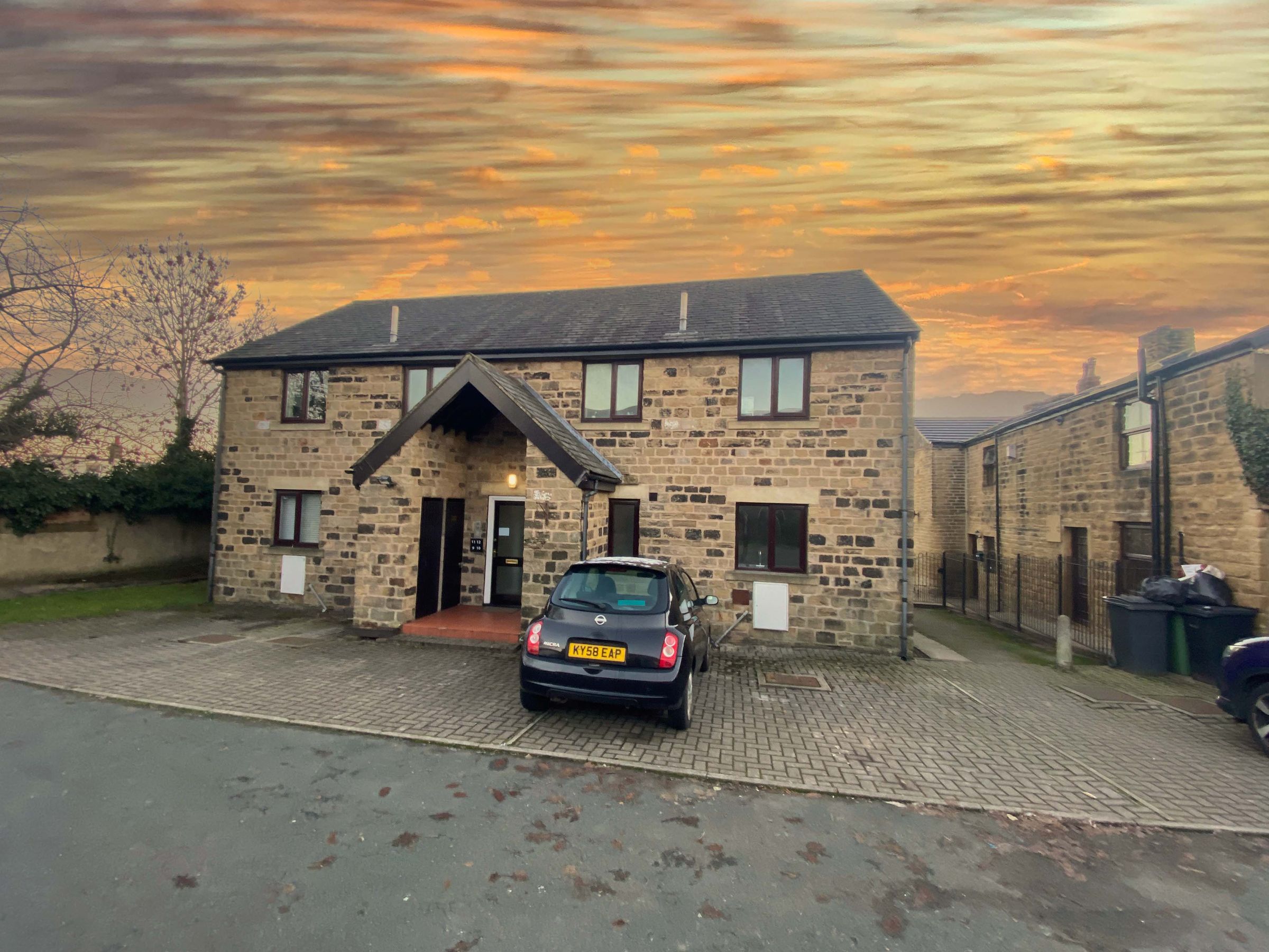 2 bed flat to rent in Clifton Place, Pudsey LS28 Zoopla