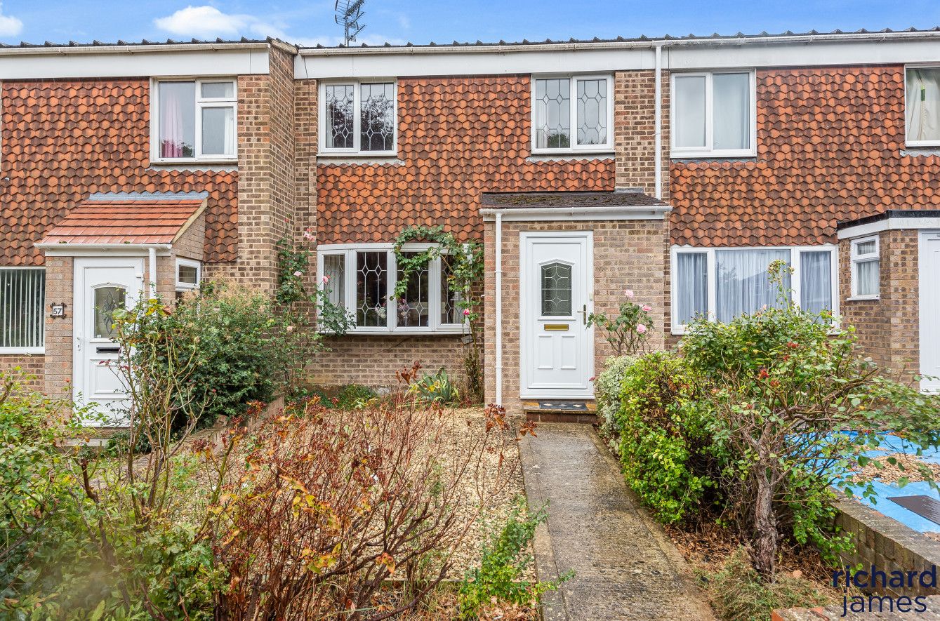 3 bed terraced house for sale in Upfield, Liden, Swindon, Wiltshire SN3