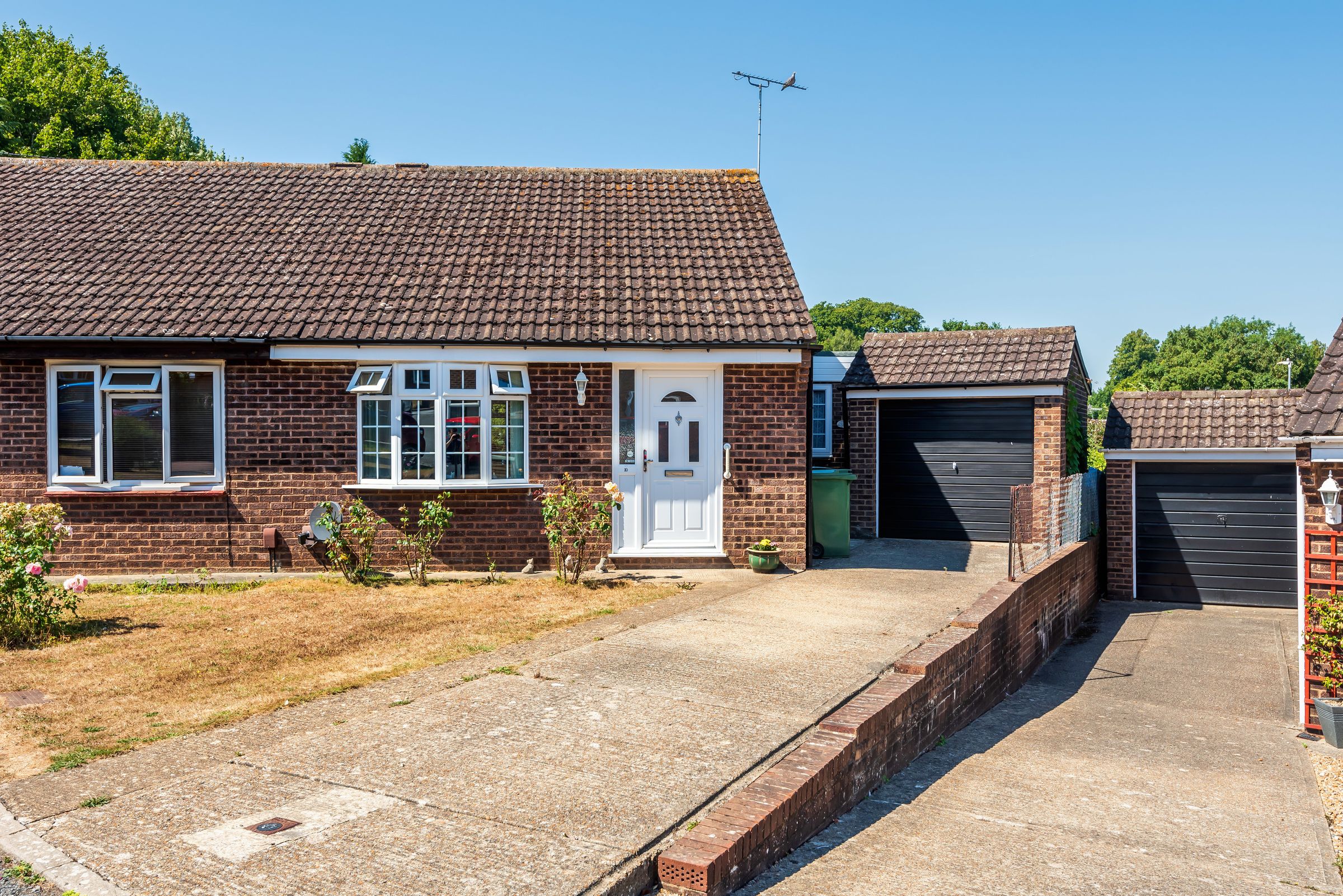 2 bed semidetached bungalow for sale in Reinden Grove, Downswood