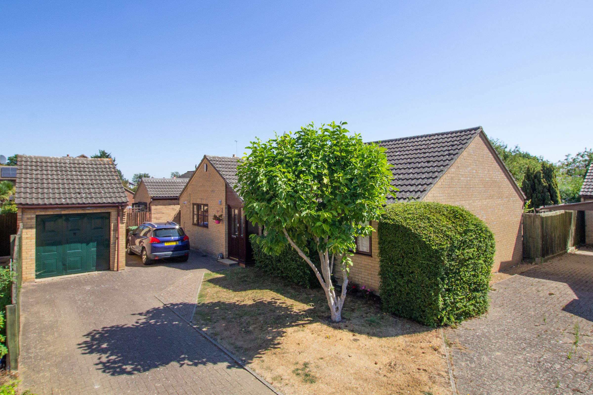 3 bed detached bungalow for sale in Muncey Walk, Histon CB24 Zoopla