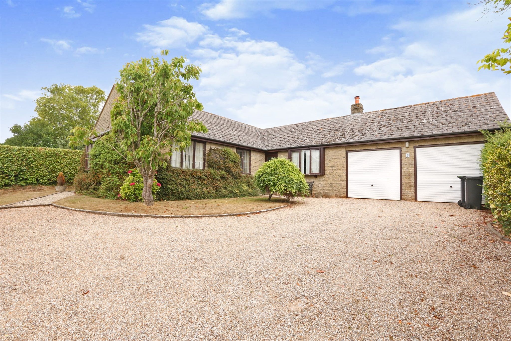 3 bed detached bungalow for sale in West End, Cattistock, Dorchester