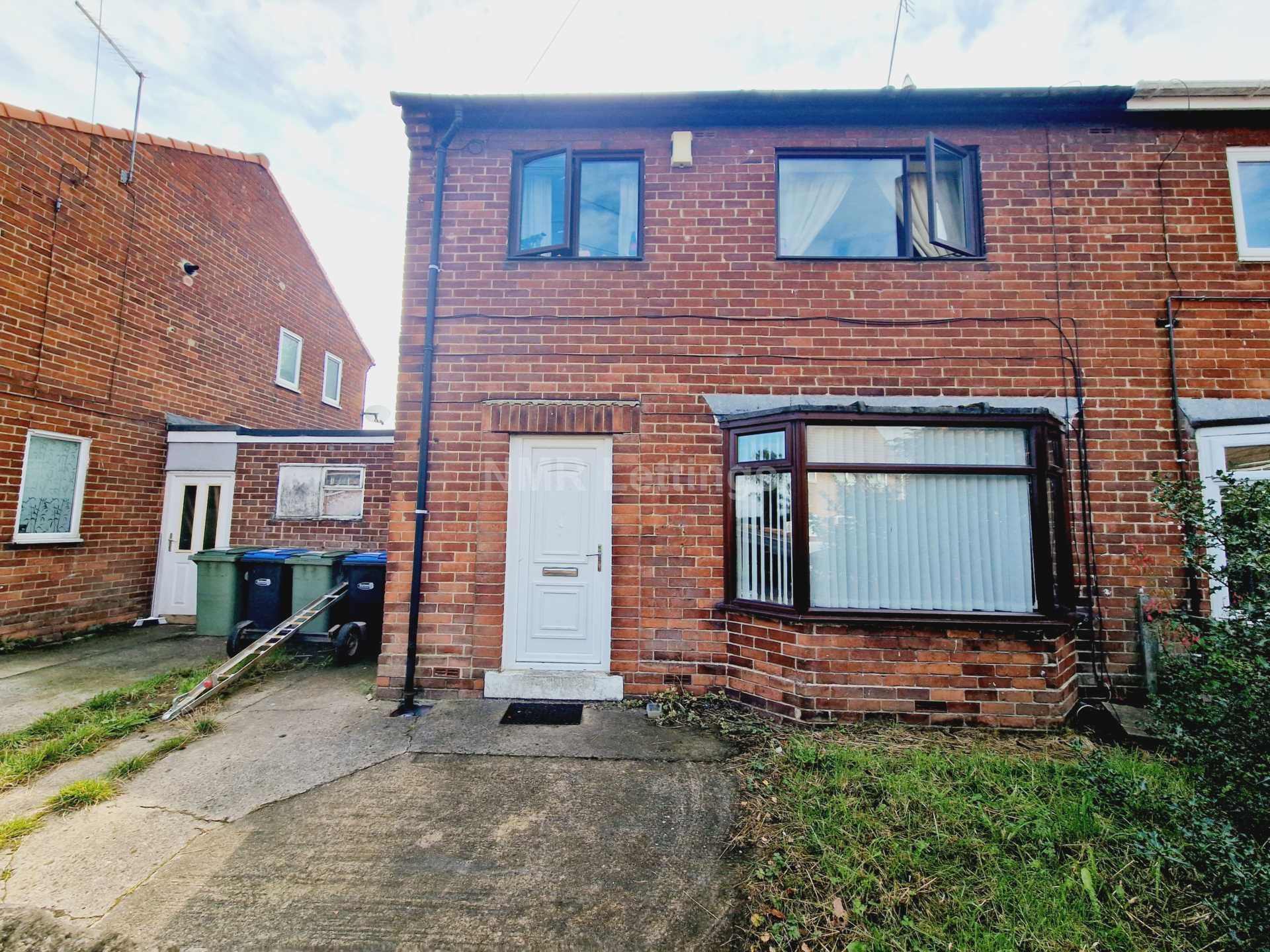 3 bed semidetached house to rent in Passfield Square, Thornley DH6