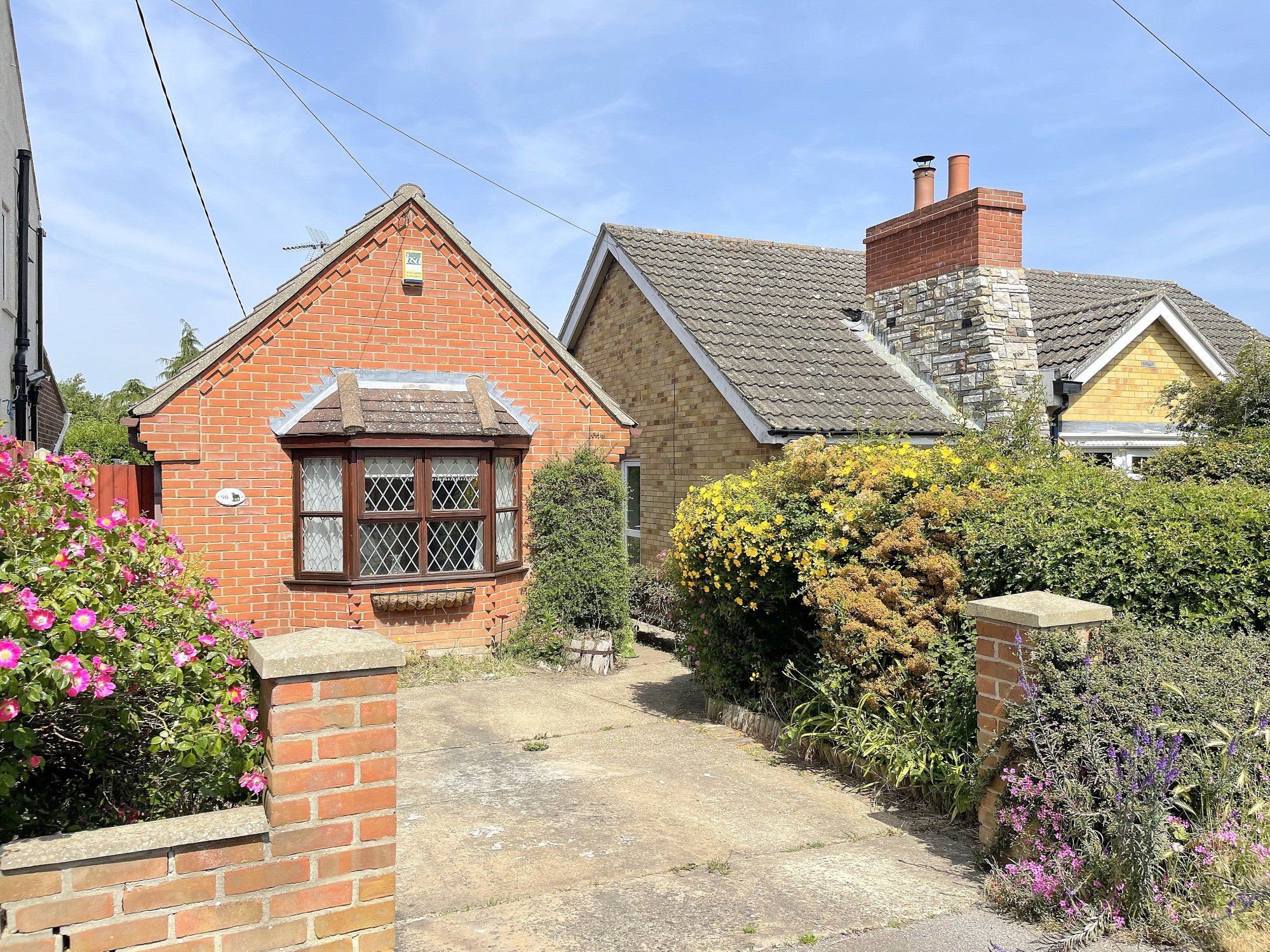 2 bed detached bungalow for sale in Blackheath Road, Pakefield
