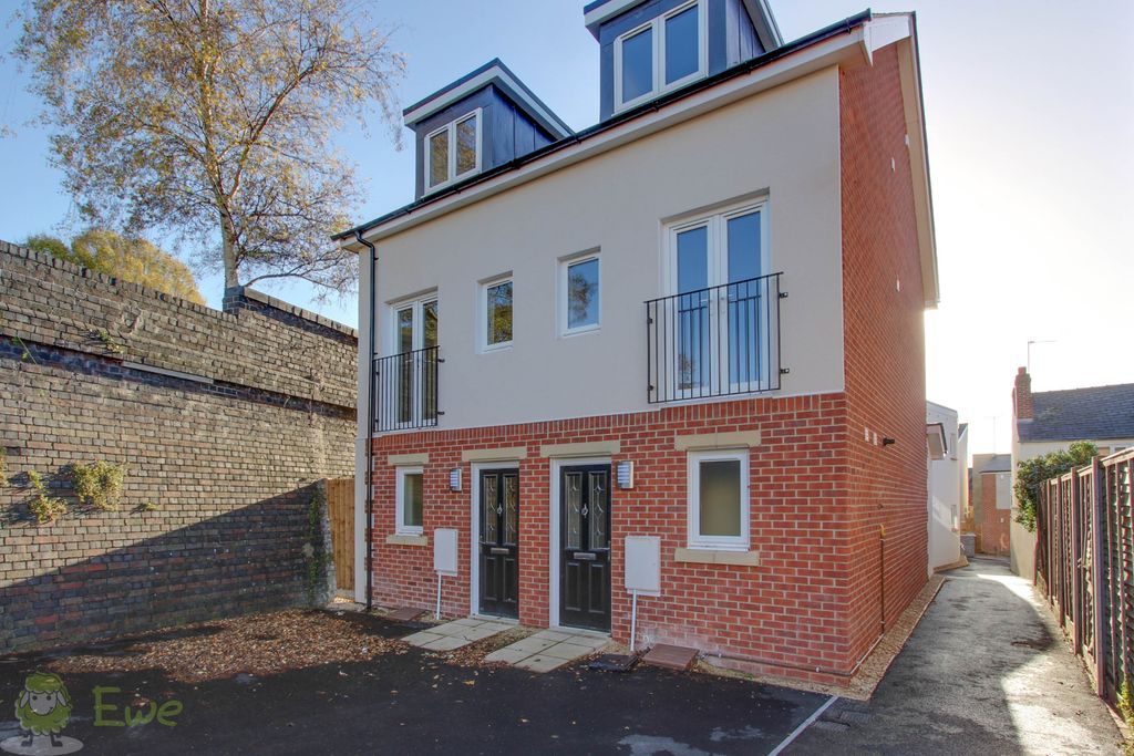 2 bed semidetached house to rent in Stoneville Street, Cheltenham GL51