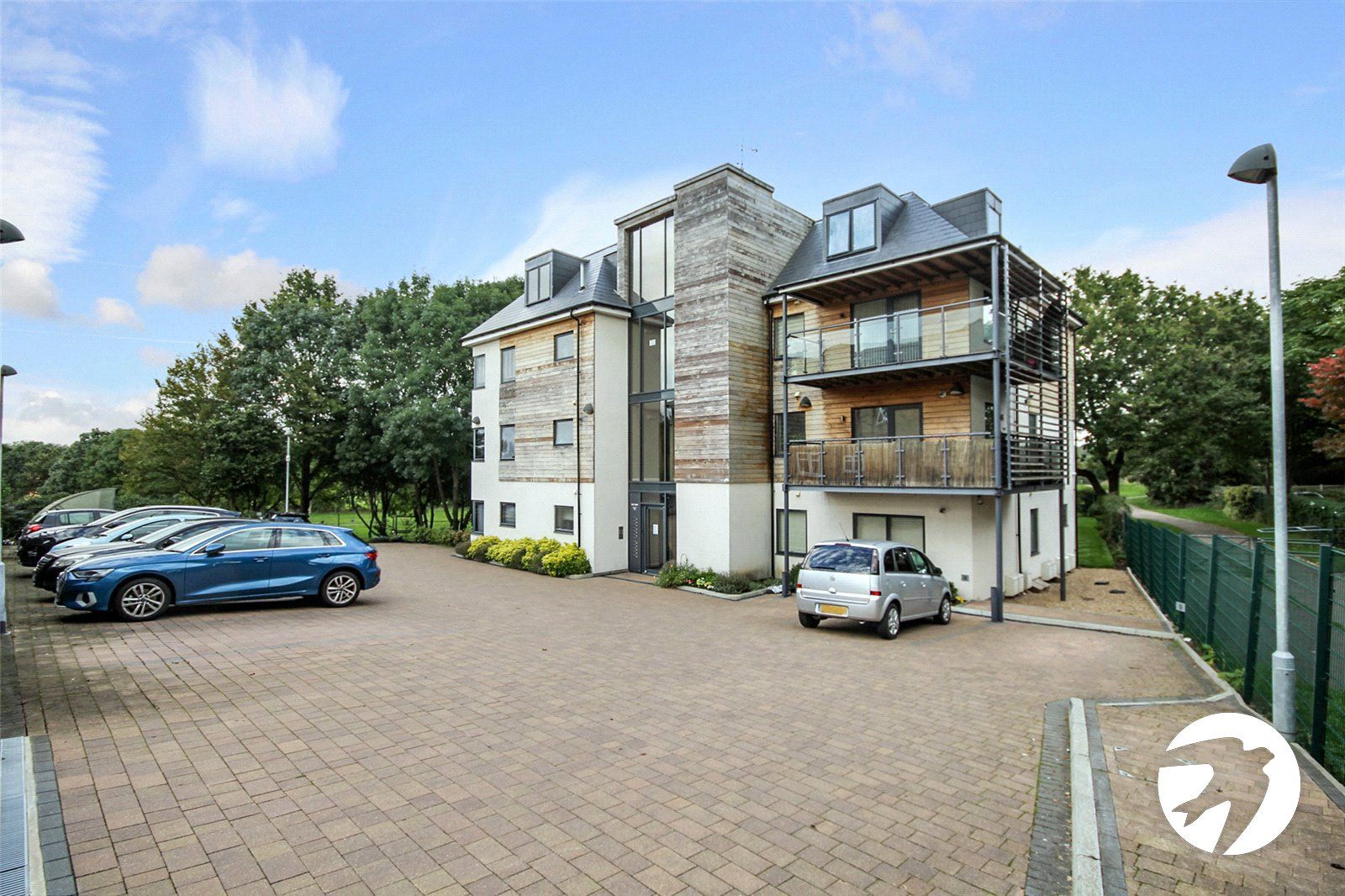 2 bed flat to rent in The Point, Wickham Street, Welling, Kent DA16