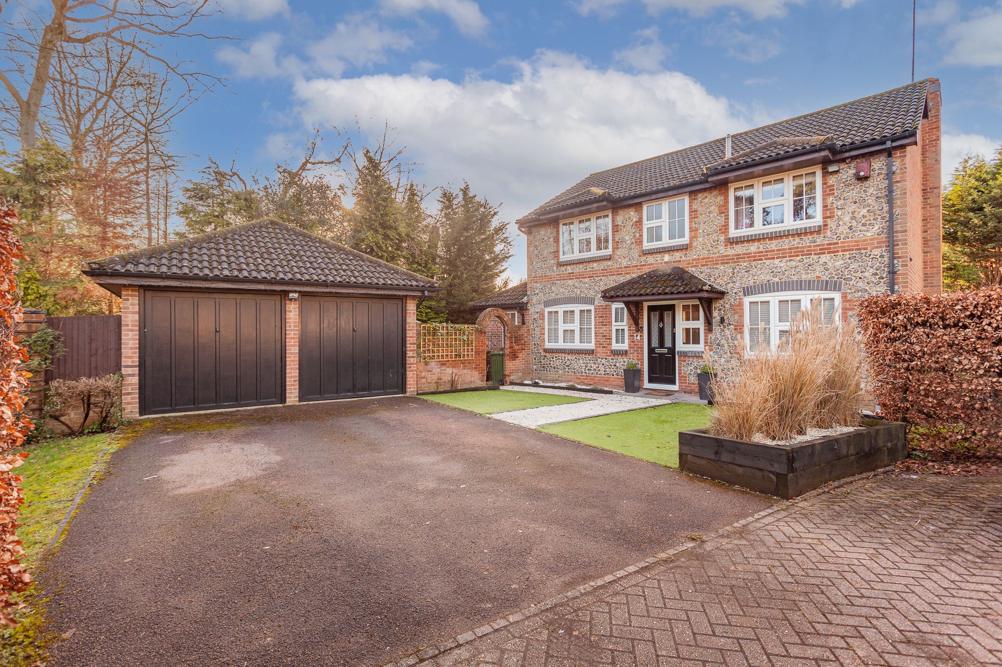 4 bed detached house for sale in Badgers Copse, Camberley, Surrey GU15