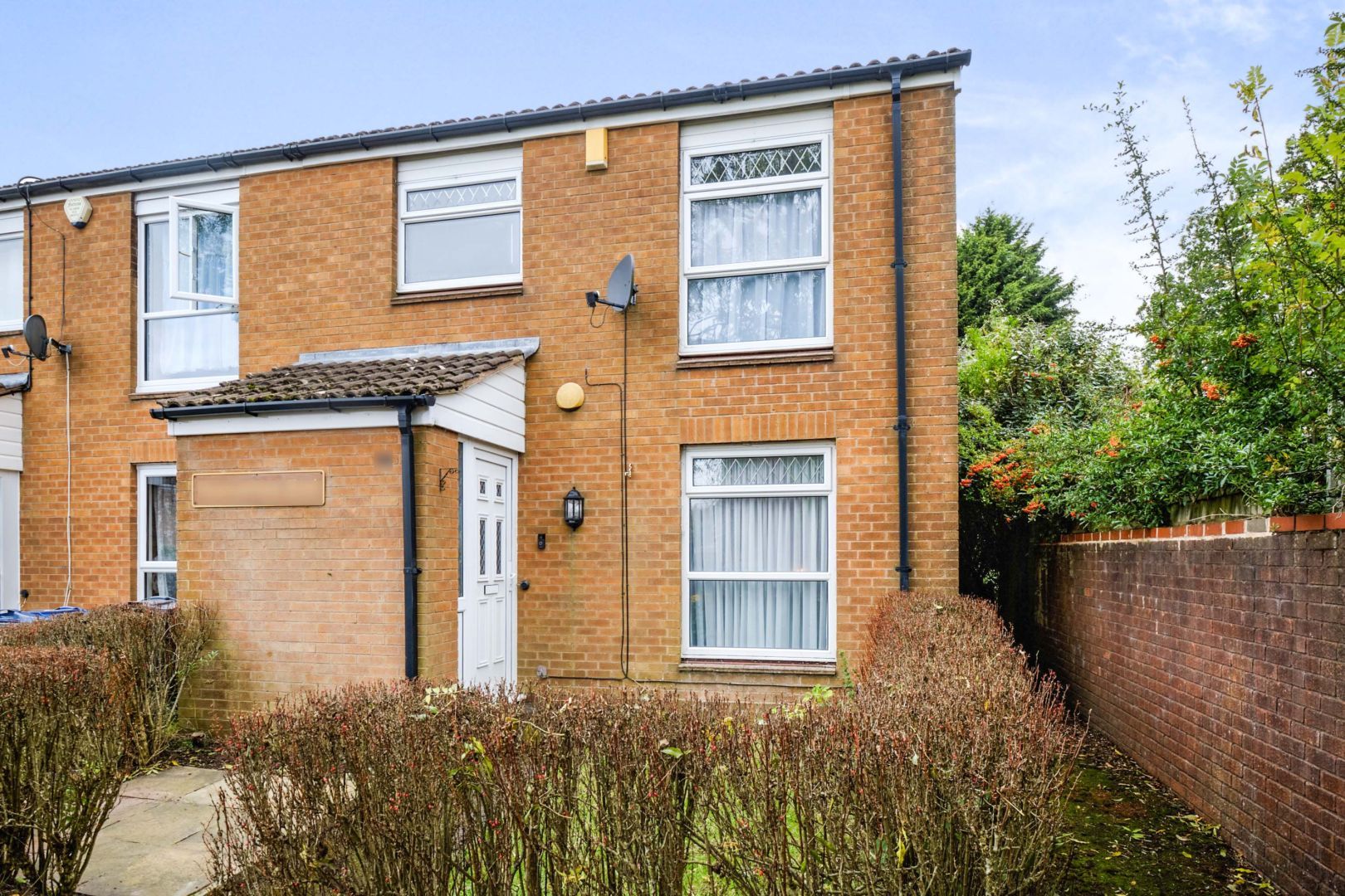 3 bed end terrace house for sale in Hawkesley End, Birmingham B38 Zoopla