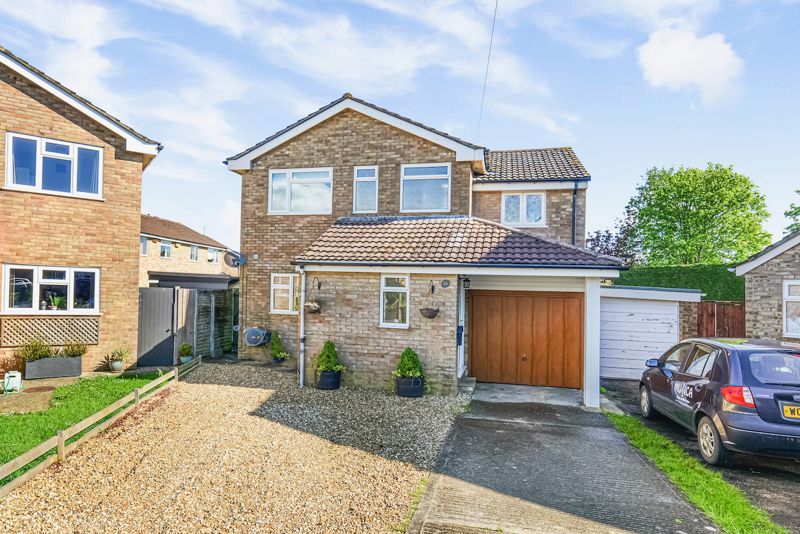 4 bed detached house for sale in Duncliffe Close, Stalbridge DT10 Zoopla