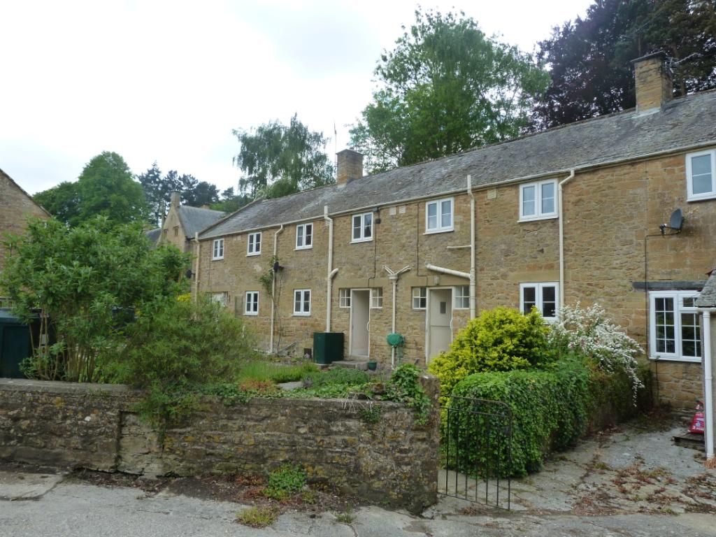 2 bed terraced house to rent in Manor Cottages, Compton Durville, South