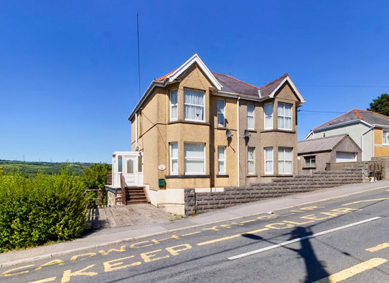 2 bed semidetached house for sale in Heol Llanelli, Pontyates