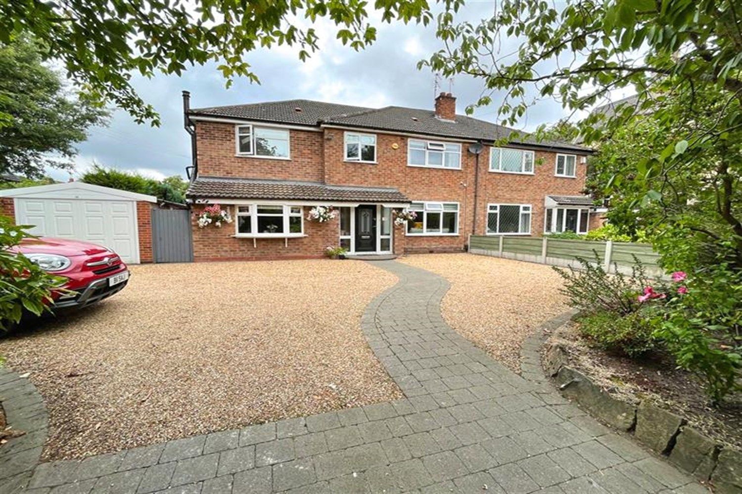 4 bed semidetached house for sale in Wardle Road, Sale M33 Zoopla