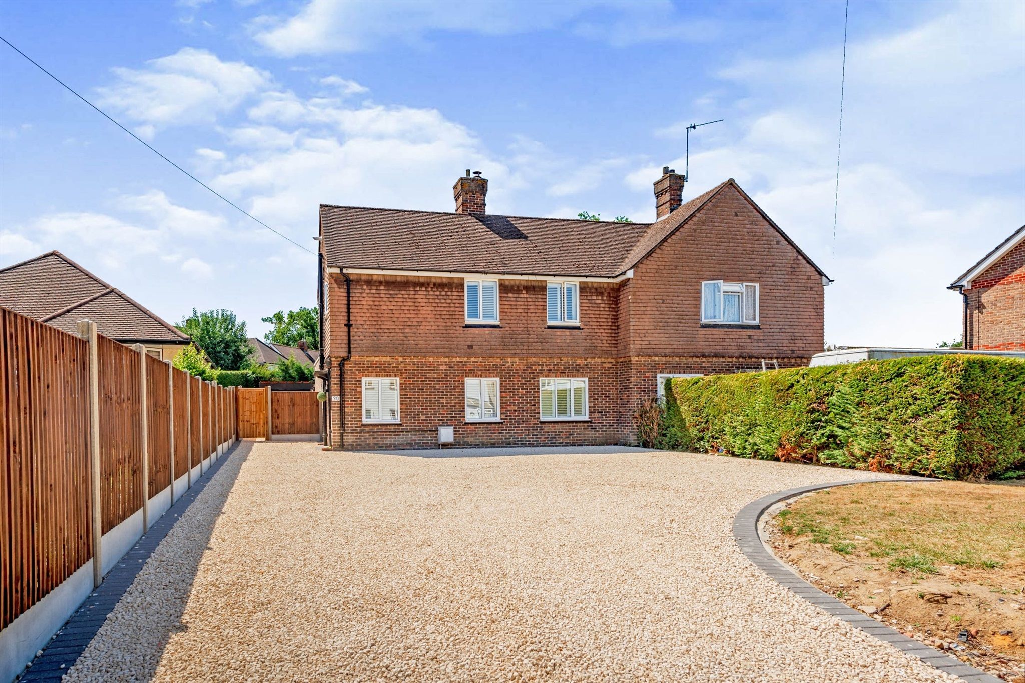 3 bed semidetached house for sale in Honeycrock Lane, Salfords