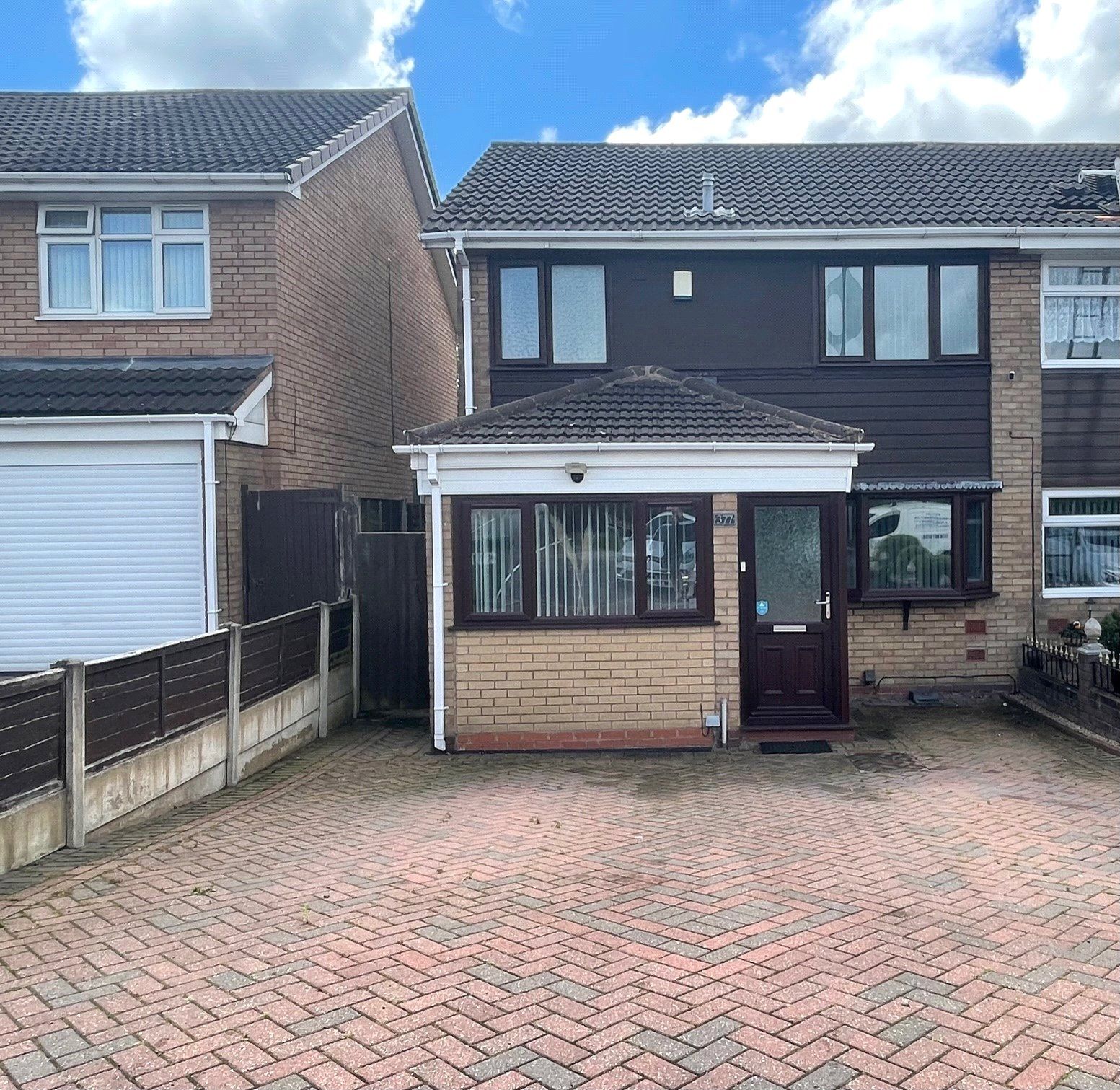 3 bed semidetached house for sale in Stroud Avenue, Willenhall, West