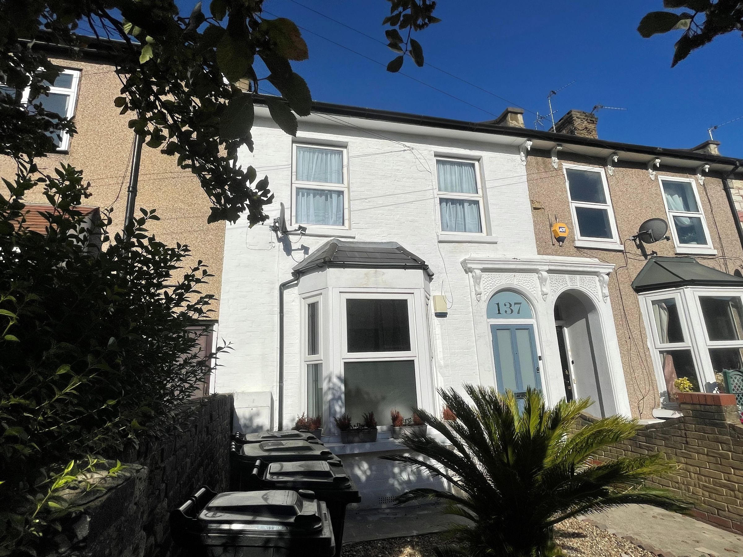 2 bed flat for sale in 137B Grange Park Road, Leyton, London E10 Zoopla