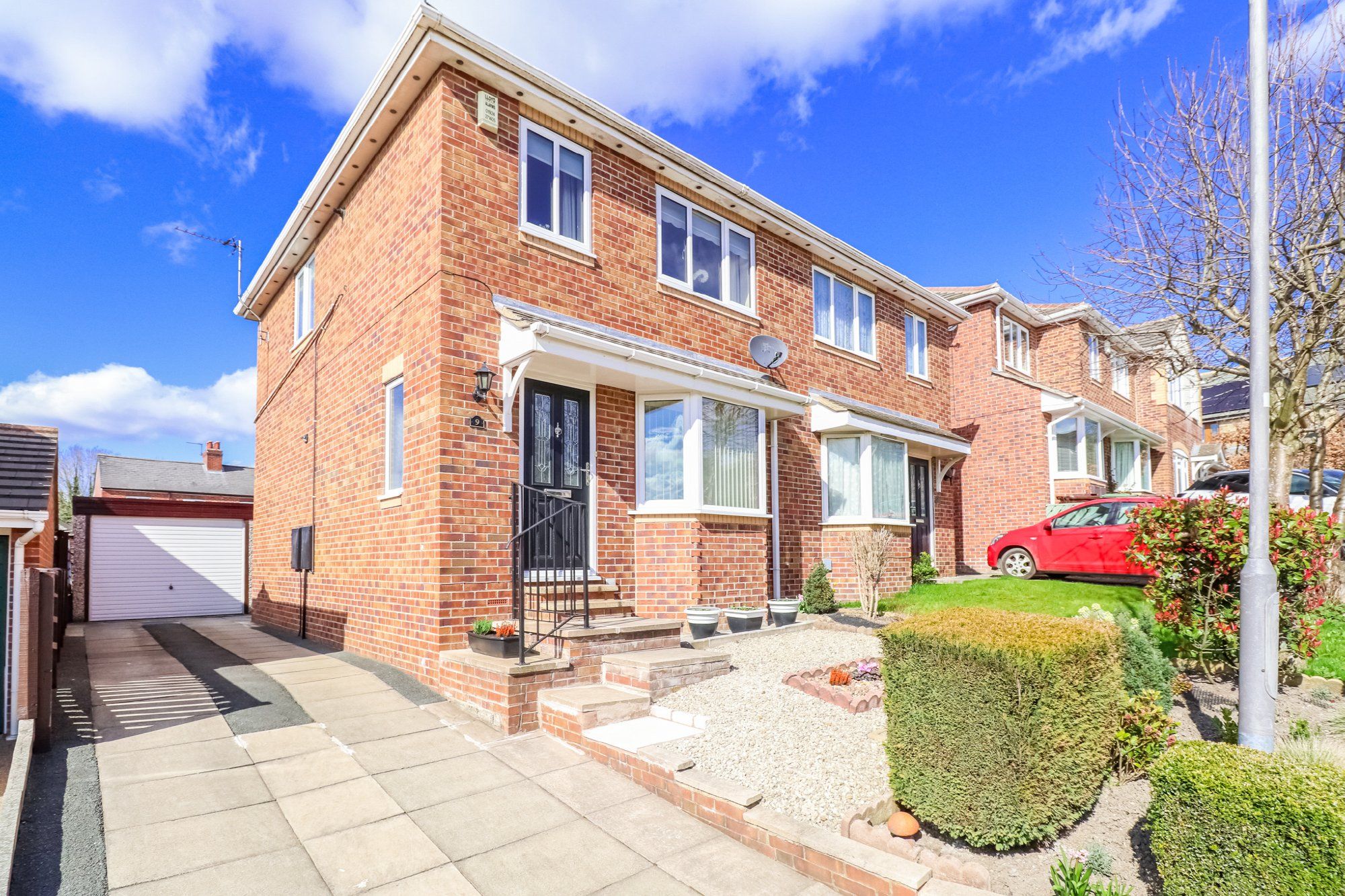 3 bed semidetached house for sale in Ashleigh Gardens, Ossett WF5 Zoopla