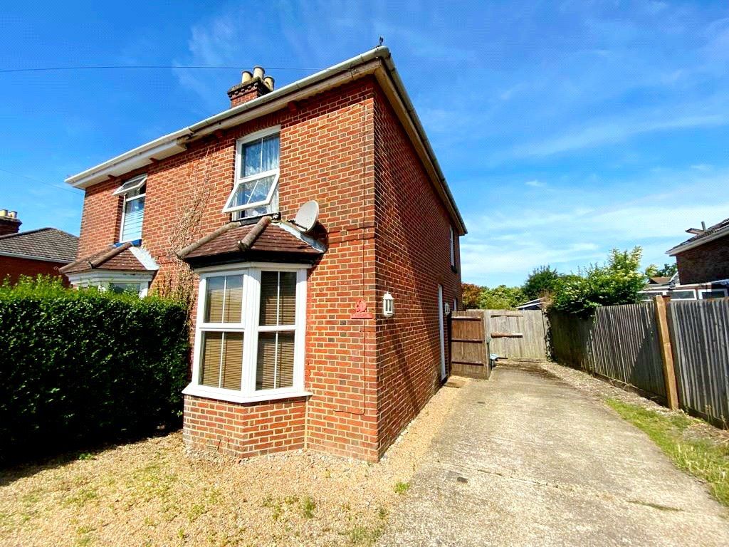 3 bed semidetached house to rent in Pinegrove Road, Southampton