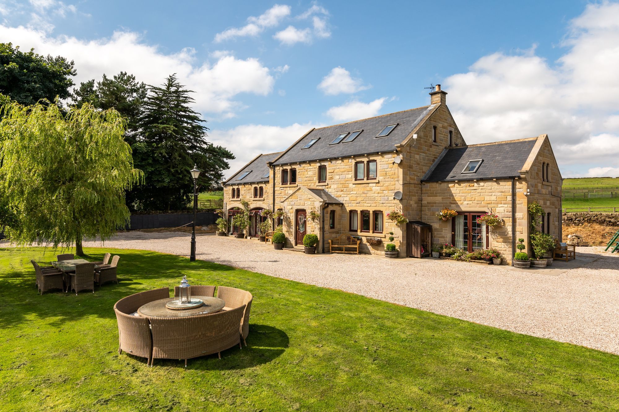 9 bed farmhouse for sale in Warsill, Harrogate HG3 Zoopla