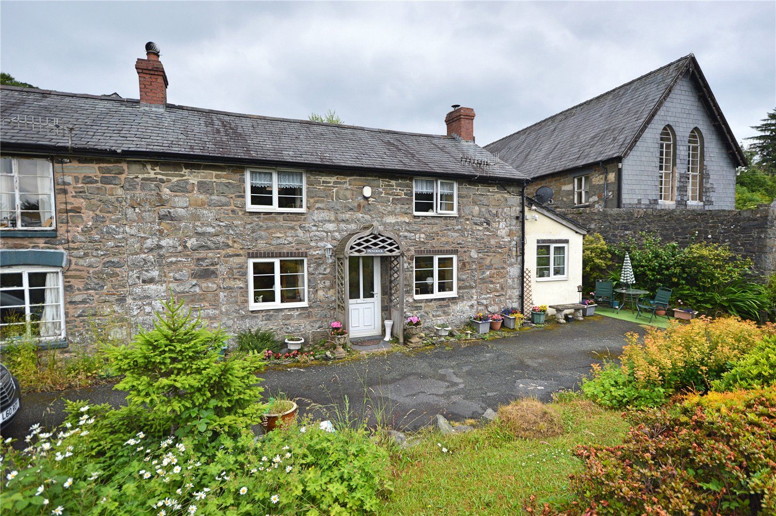 3 bed semidetached house for sale in Penddol, Llanbrynmair, Powys SY19