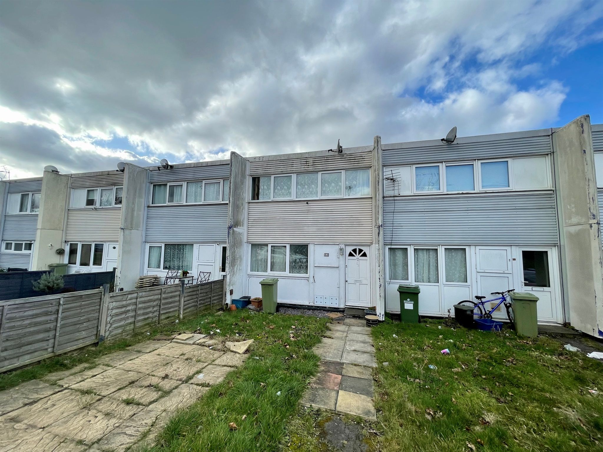 2 bed terraced house for sale in Langland Road, Netherfield, Milton