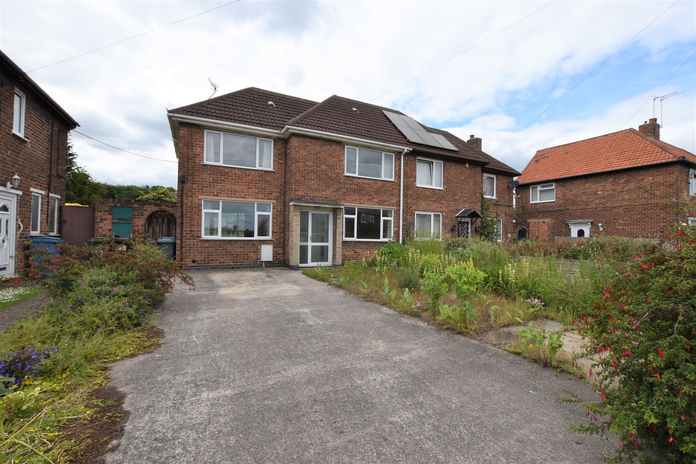 3 bed semidetached house for sale in Williams Street, Langold, Worksop