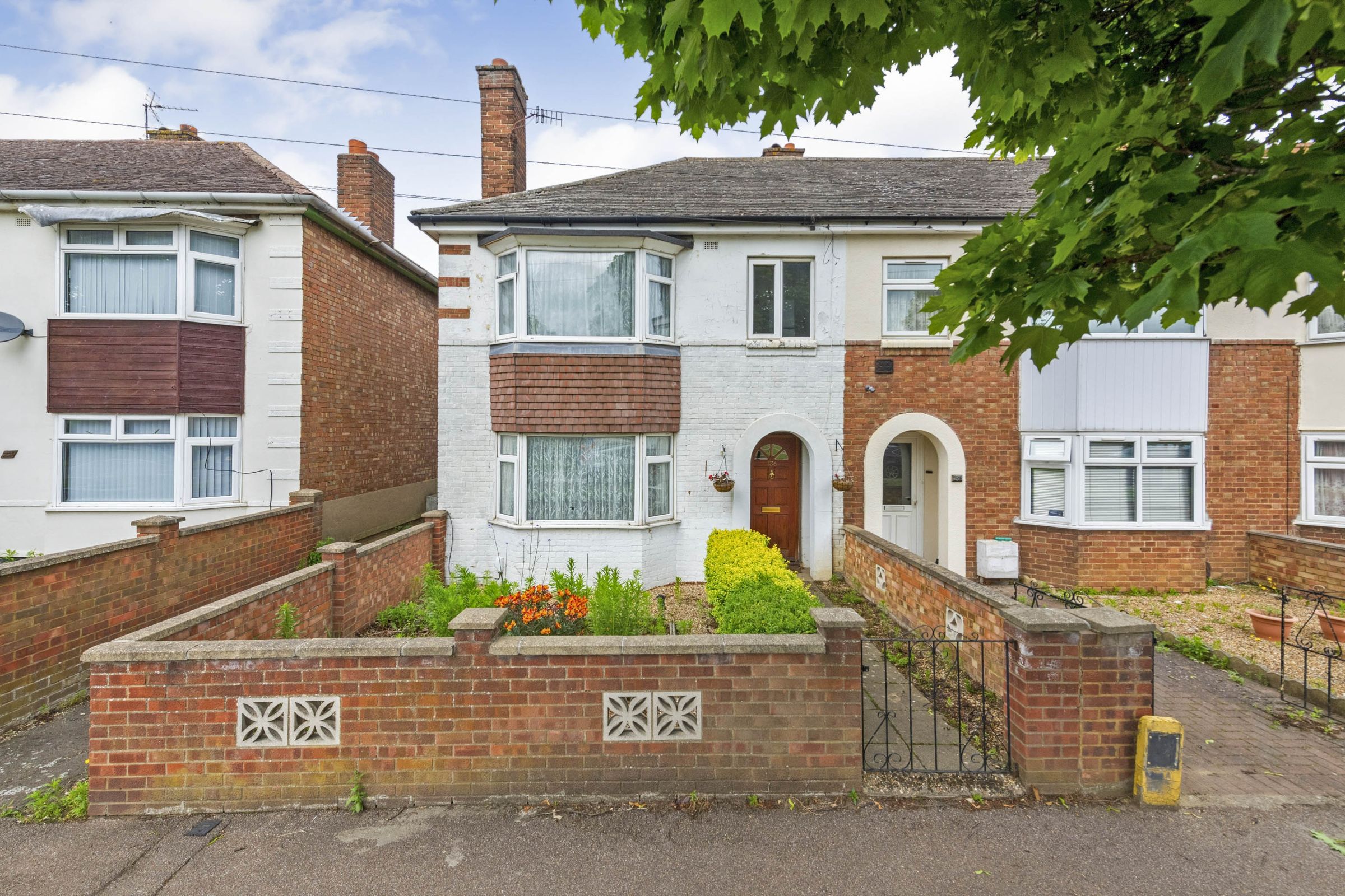 3 bed semidetached house for sale in Mile Road, Bedford MK42 Zoopla