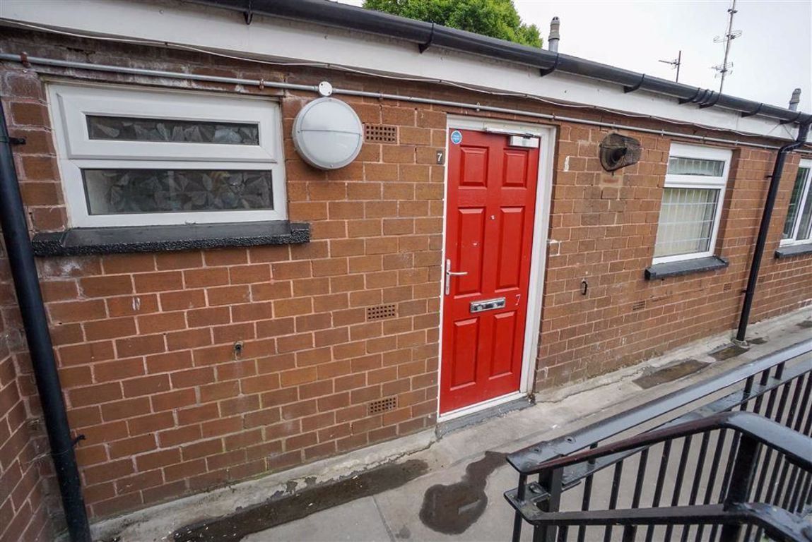 1 bed flat for sale in Wesley Court, Westhoughton, Bolton BL5 Zoopla