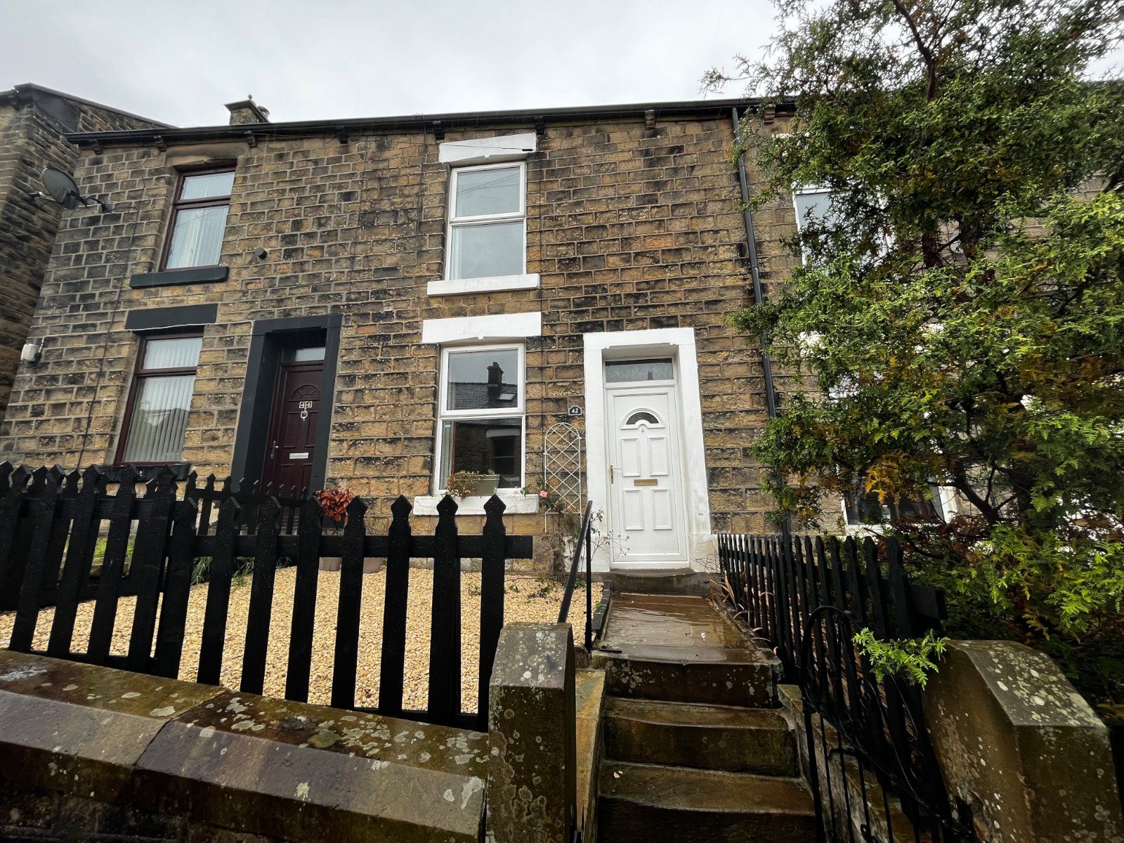 3 bed terraced house for sale in Bank Street, Hadfield, Glossop