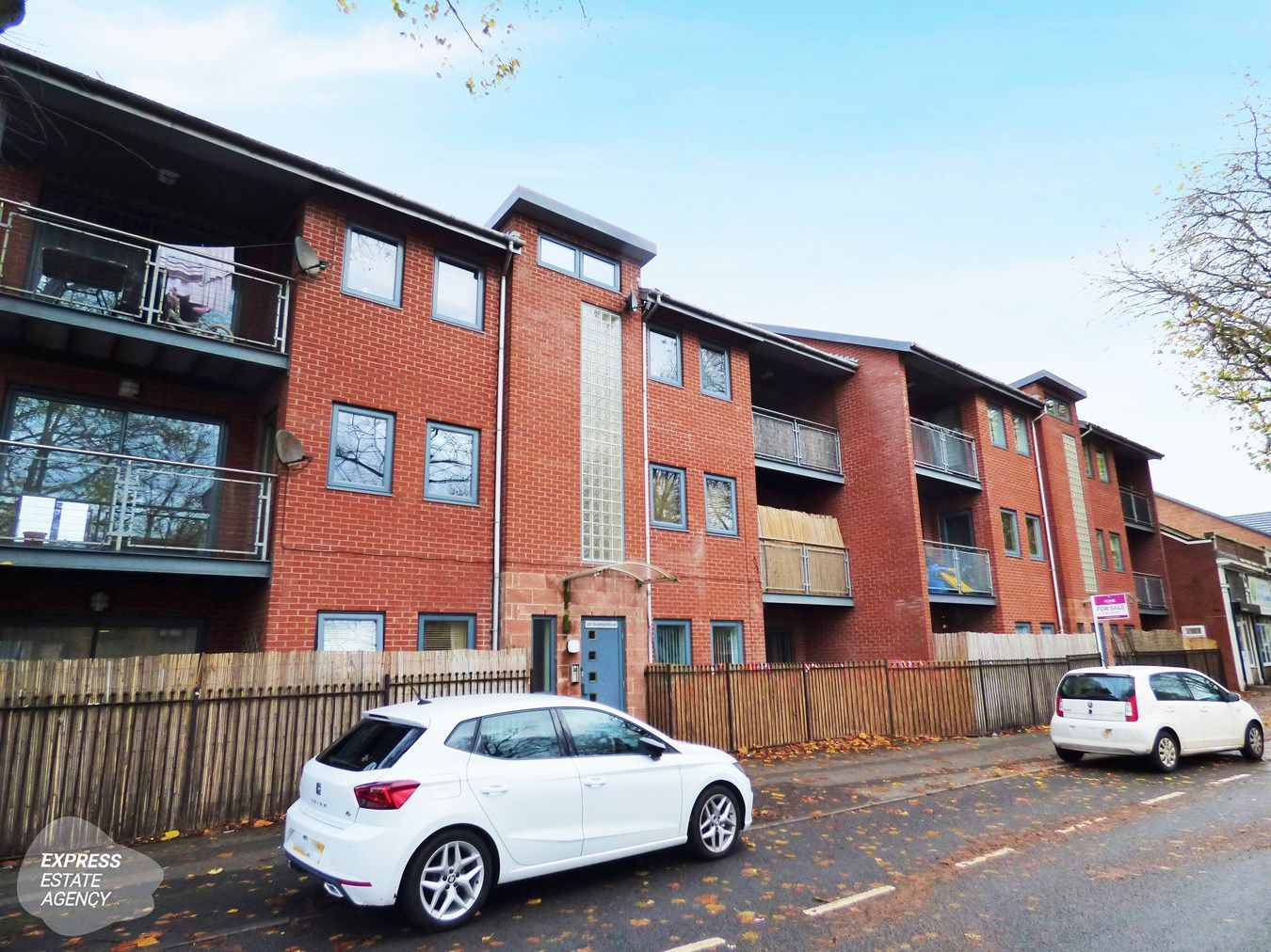2 bed flat for sale in Stretford Road, Urmston, Manchester M41 Zoopla