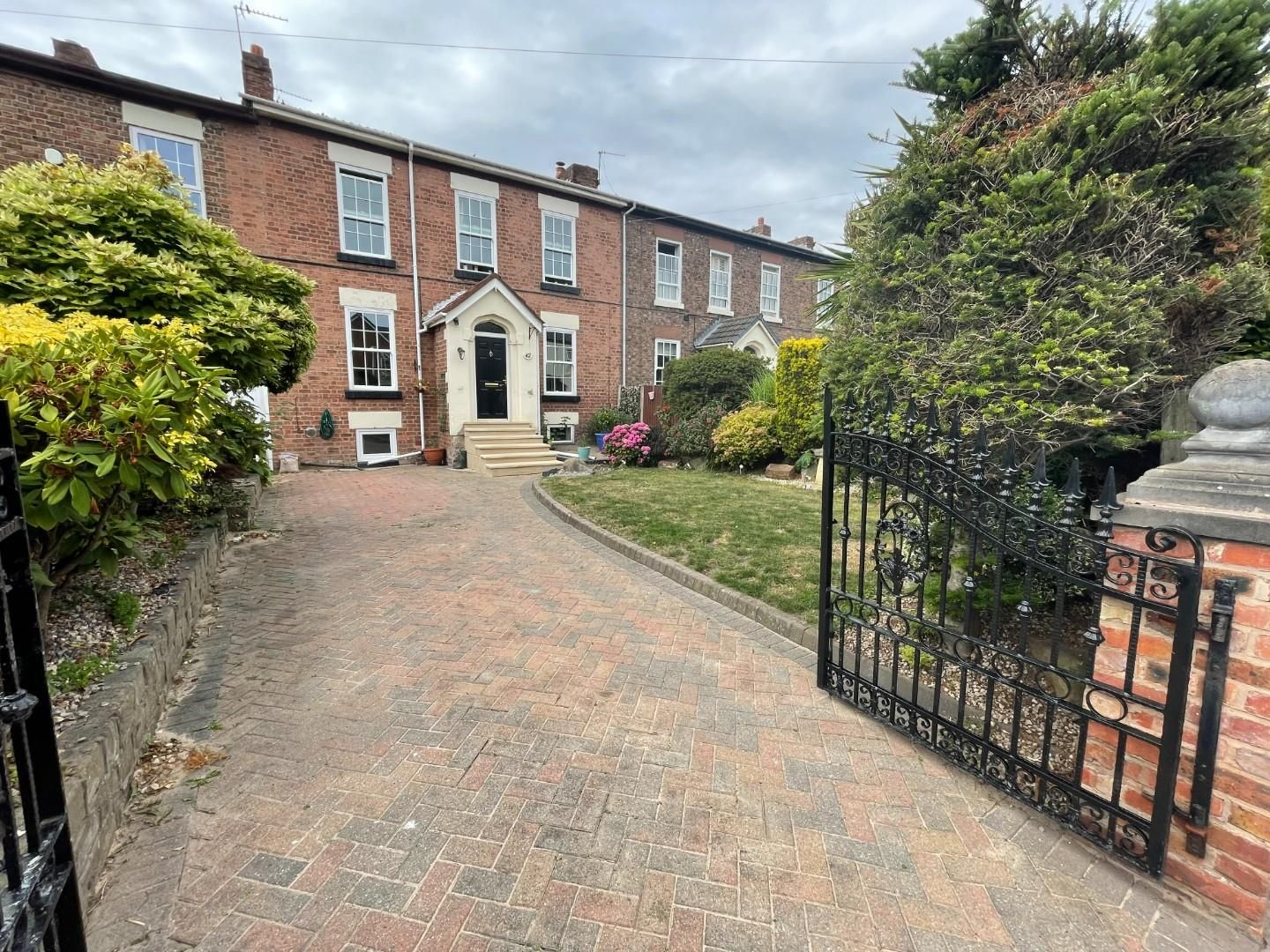 4 bed town house for sale in Vale Road, Crosby, Liverpool L23 Zoopla