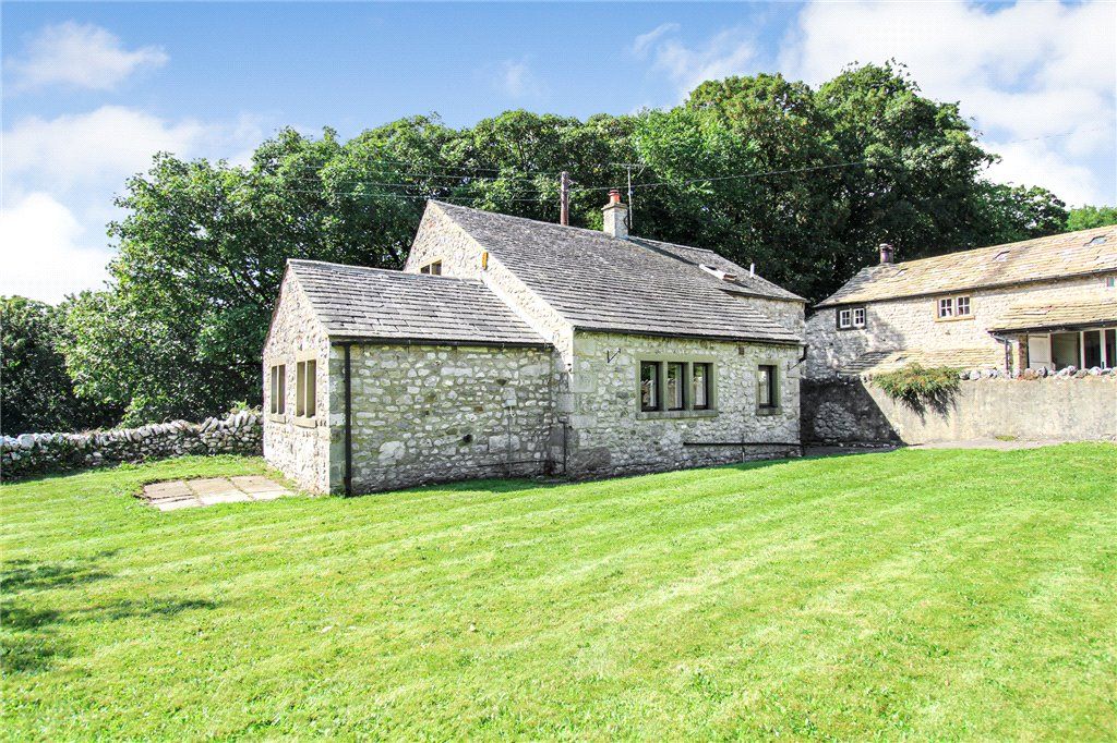 3 bed barn conversion for sale in Malham, Skipton, North Yorkshire BD23