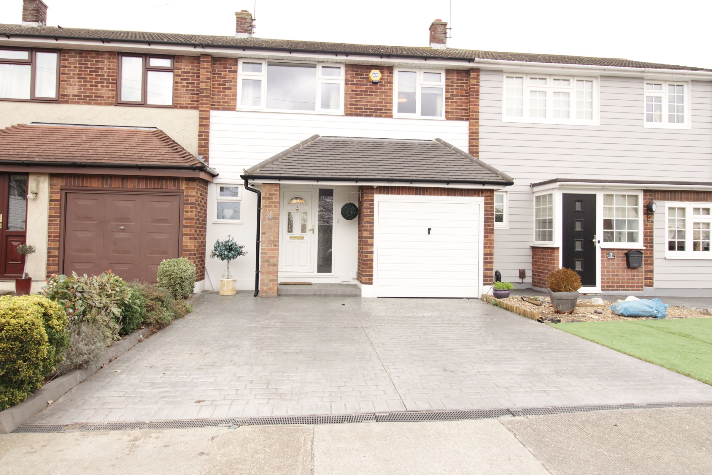 3 bed terraced house to rent in Stansfield Road, Benfleet SS7 Zoopla