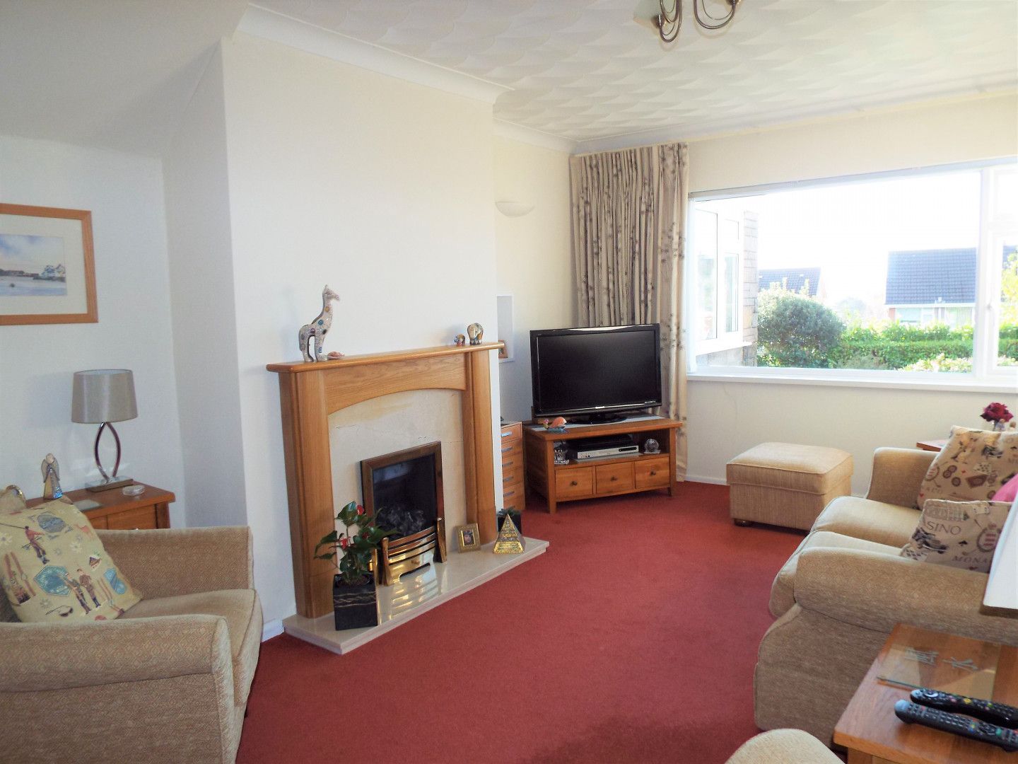 3 bed detached bungalow for sale in 65 Dunvant Road, Killay, Swansea