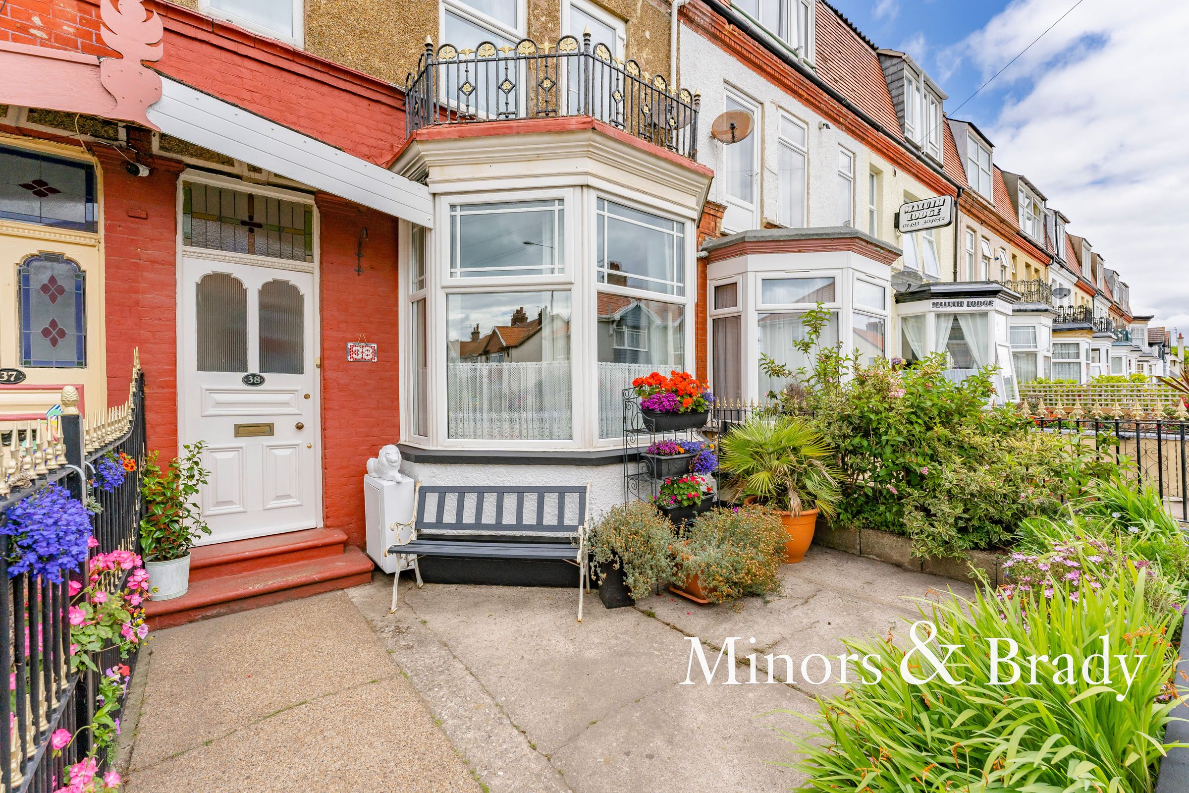 5 bed terraced house for sale in North Denes Road, Great Yarmouth NR30