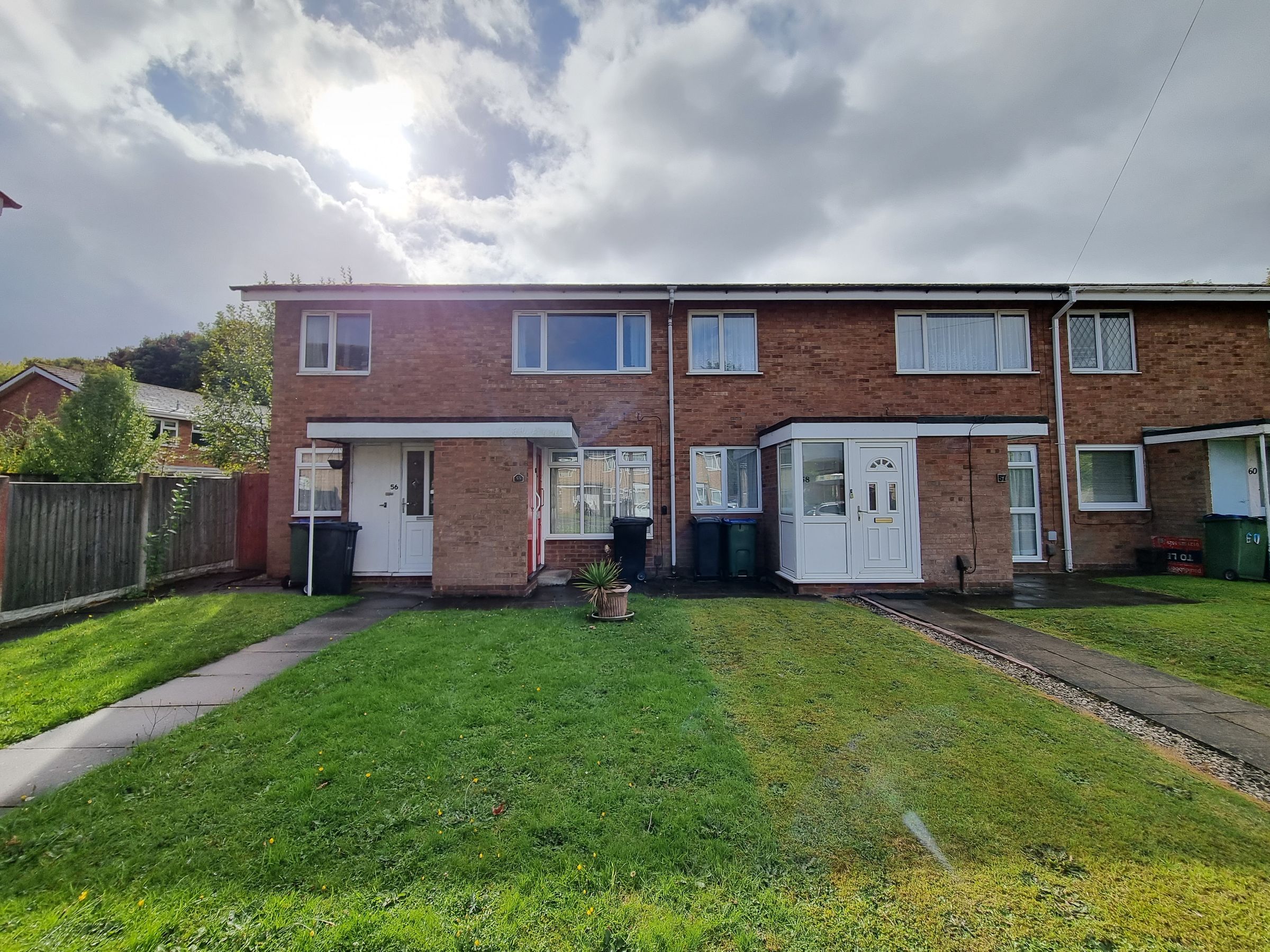 2 bed to rent in Oakthorpe Gardens, Tividale, Oldbury B69