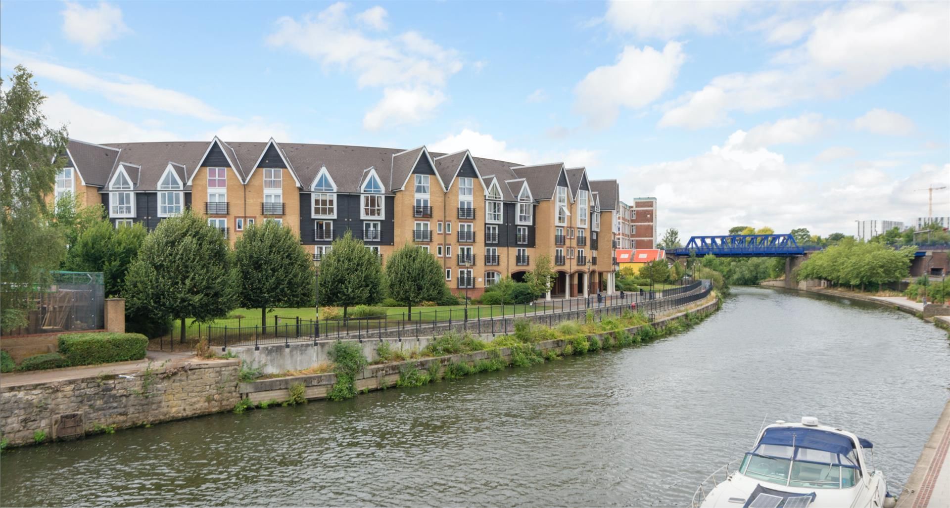 2 bed flat to rent in Scotney Gardens, Maidstone, Kent ME16 Zoopla