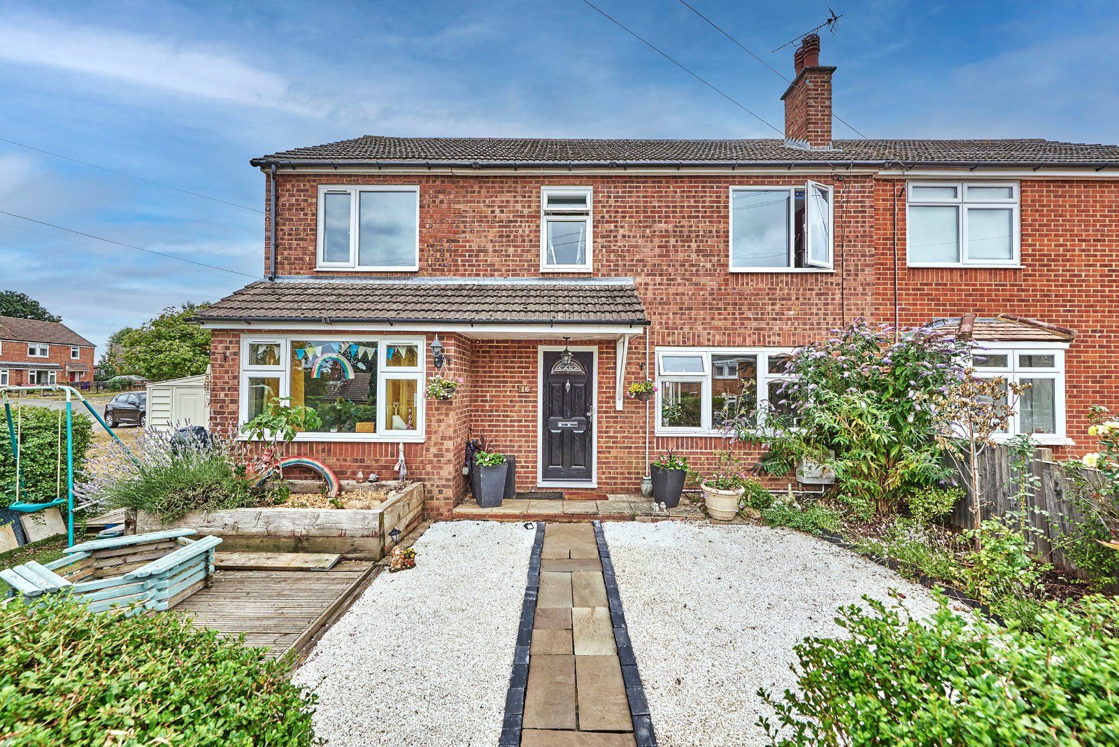 4 bed semidetached house for sale in Strathmore Road, Whitwell