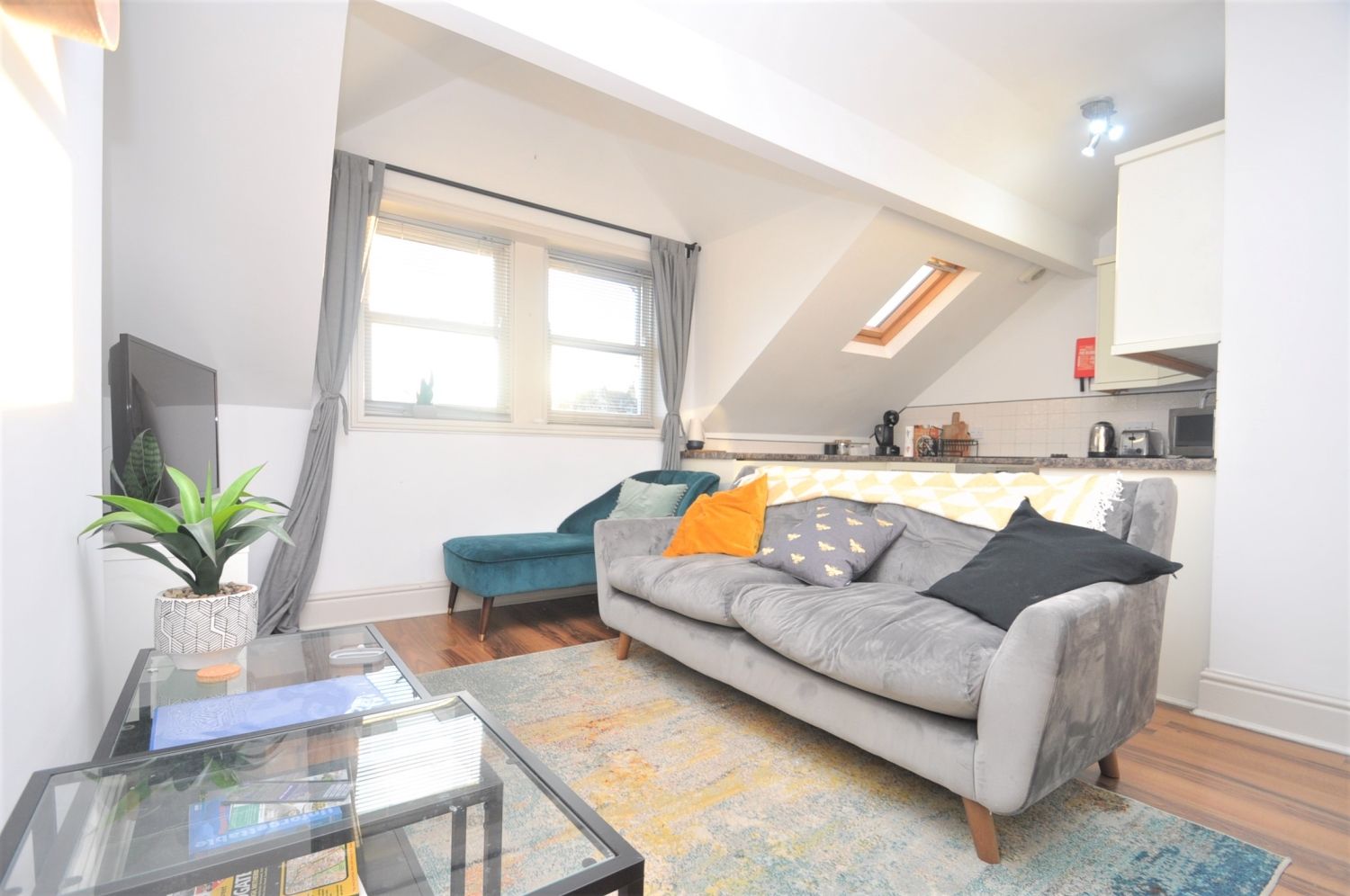 2 bed flat to rent in Heywood Road, Harrogate, North Yorkshire HG2 Zoopla