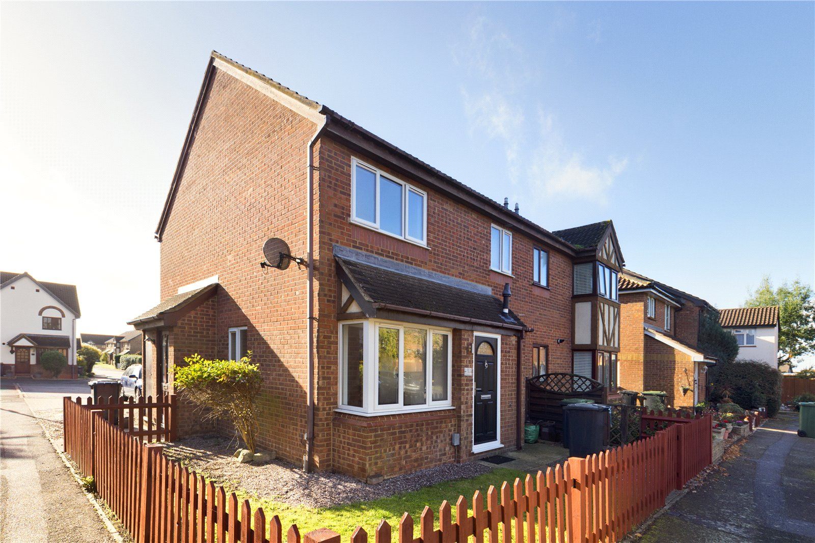 1 bed terraced house to rent in Dickens Court, Biggleswade, Beds SG18